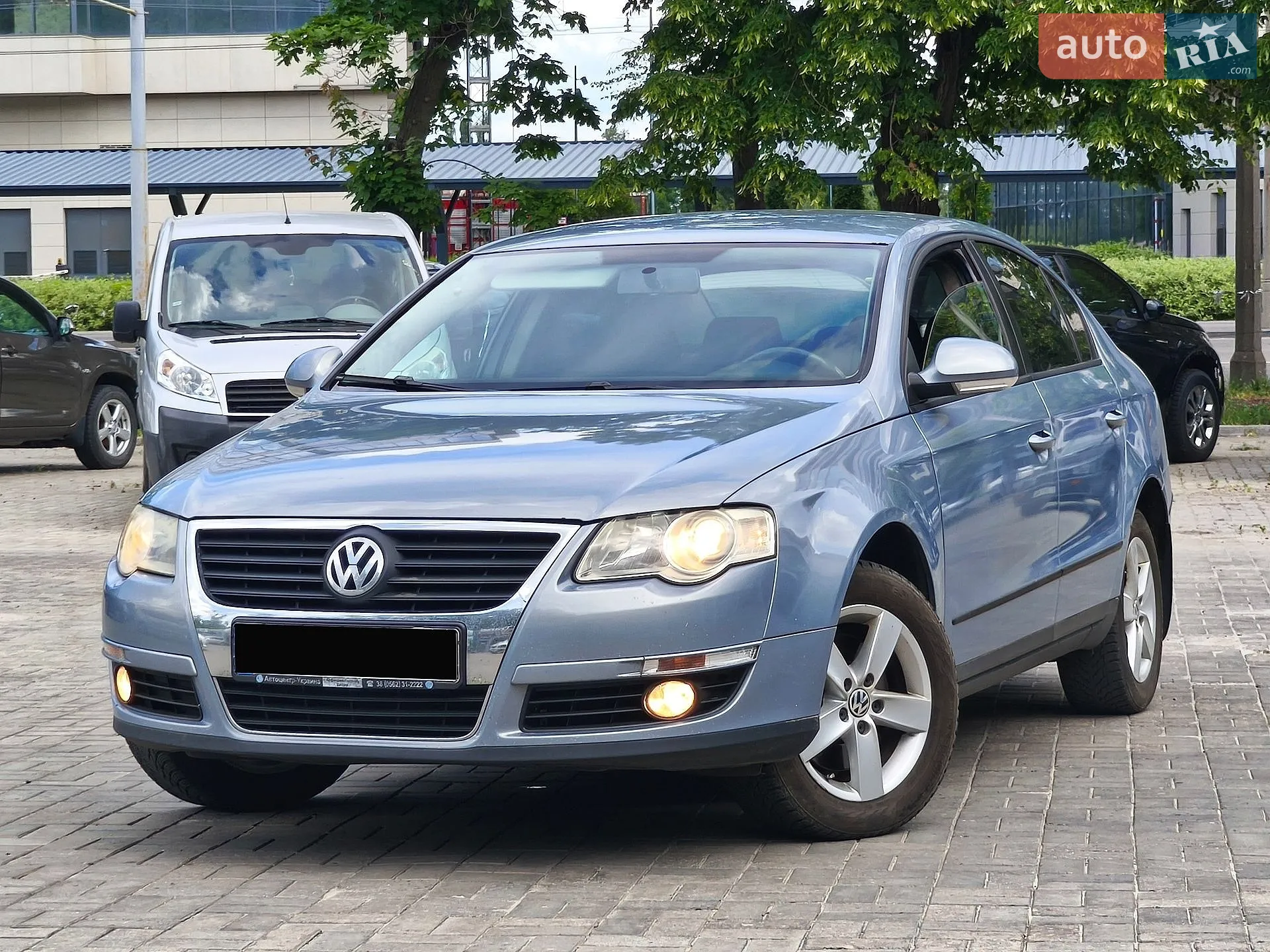 2010 Volkswagen Passat - мініатюра 2