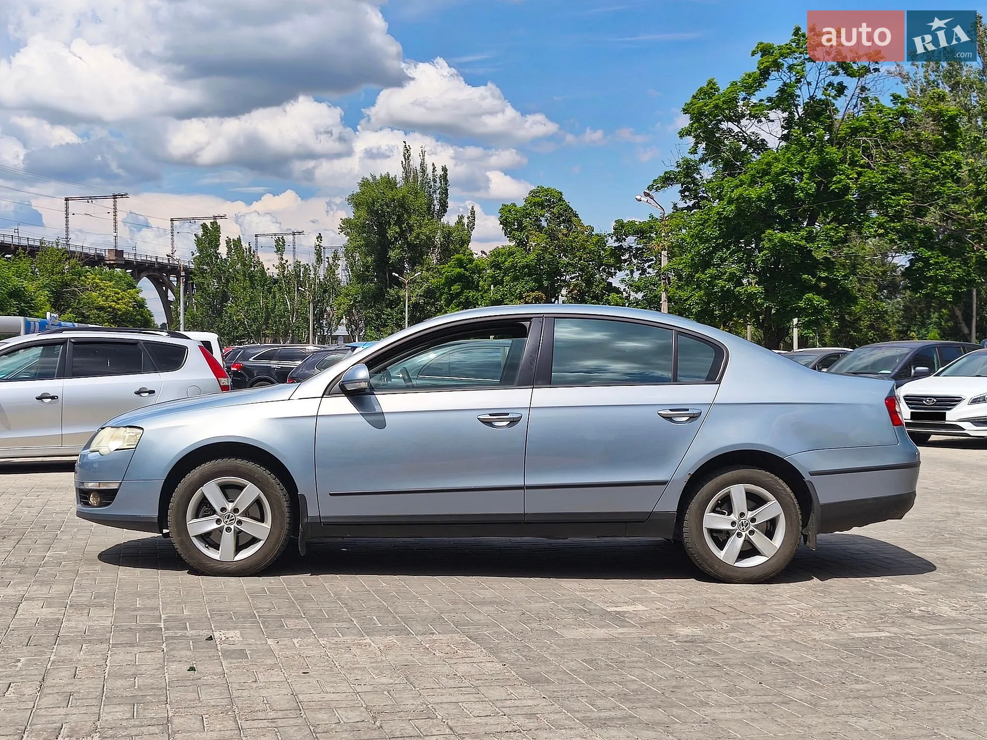 2010 Volkswagen Passat - мініатюра 9