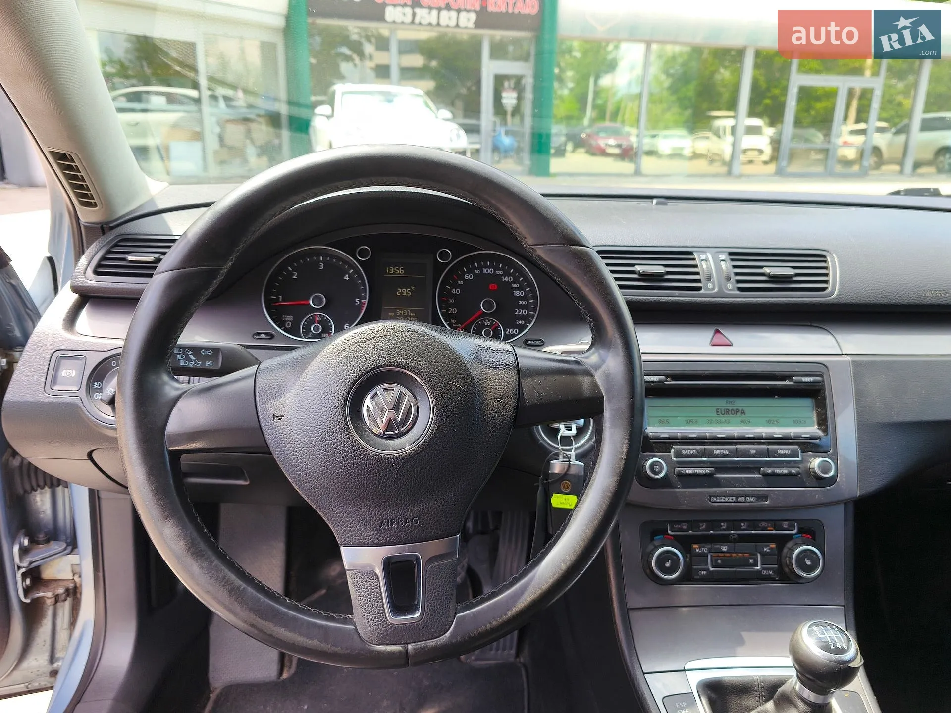 2010 Volkswagen Passat - мініатюра 16