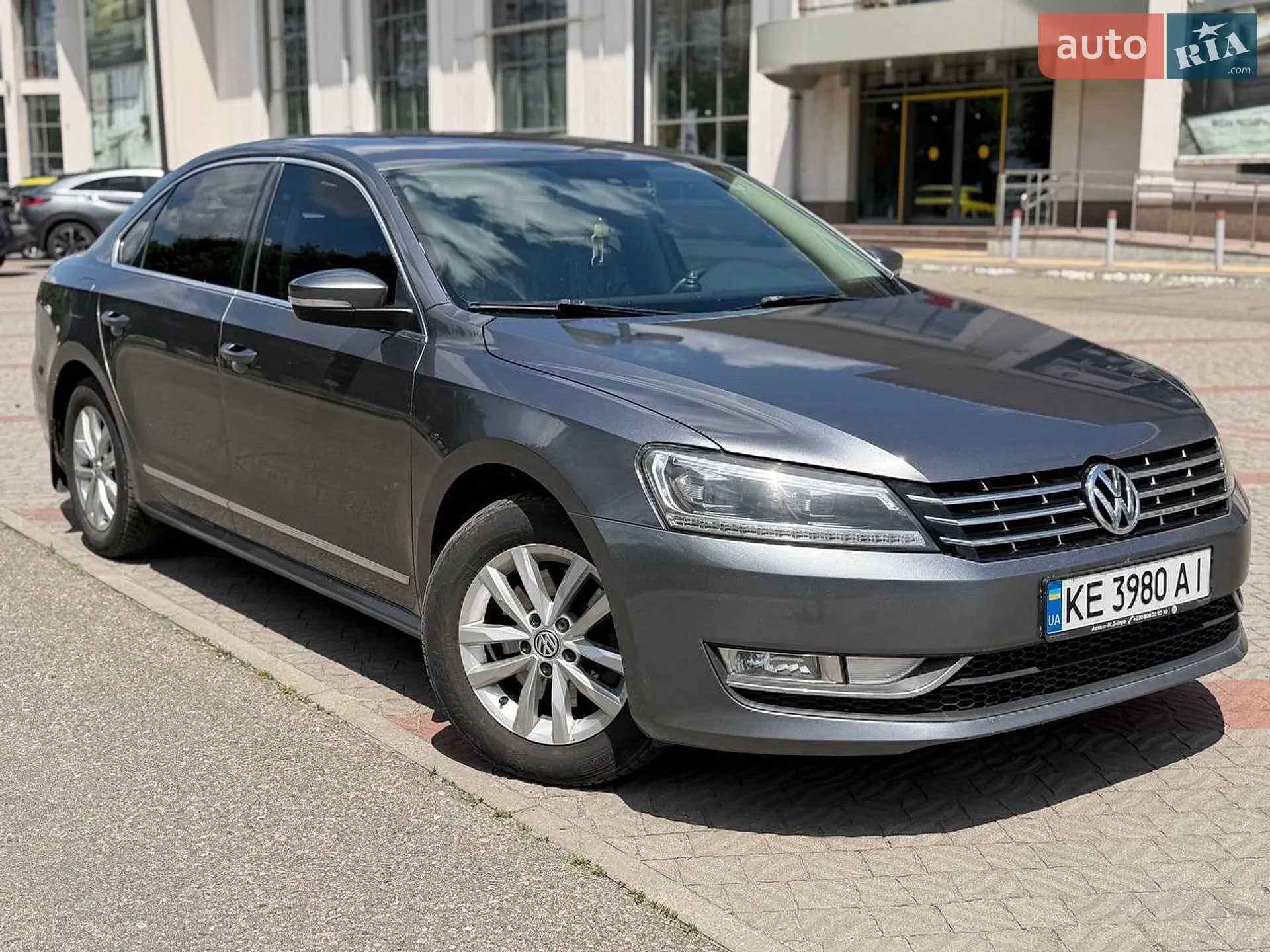 2014 Volkswagen Passat - мініатюра 2