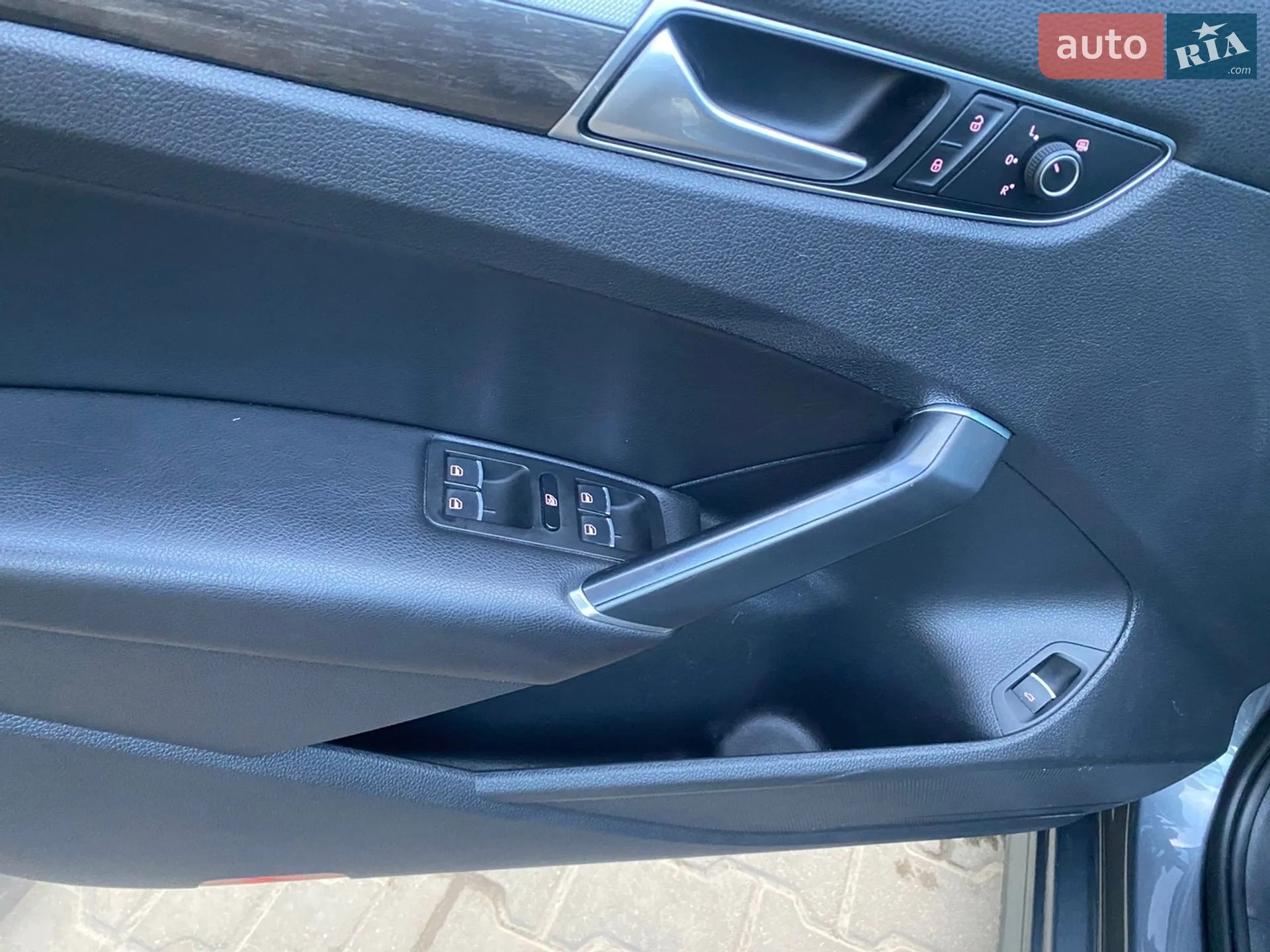2016 Volkswagen Passat - мініатюра 16