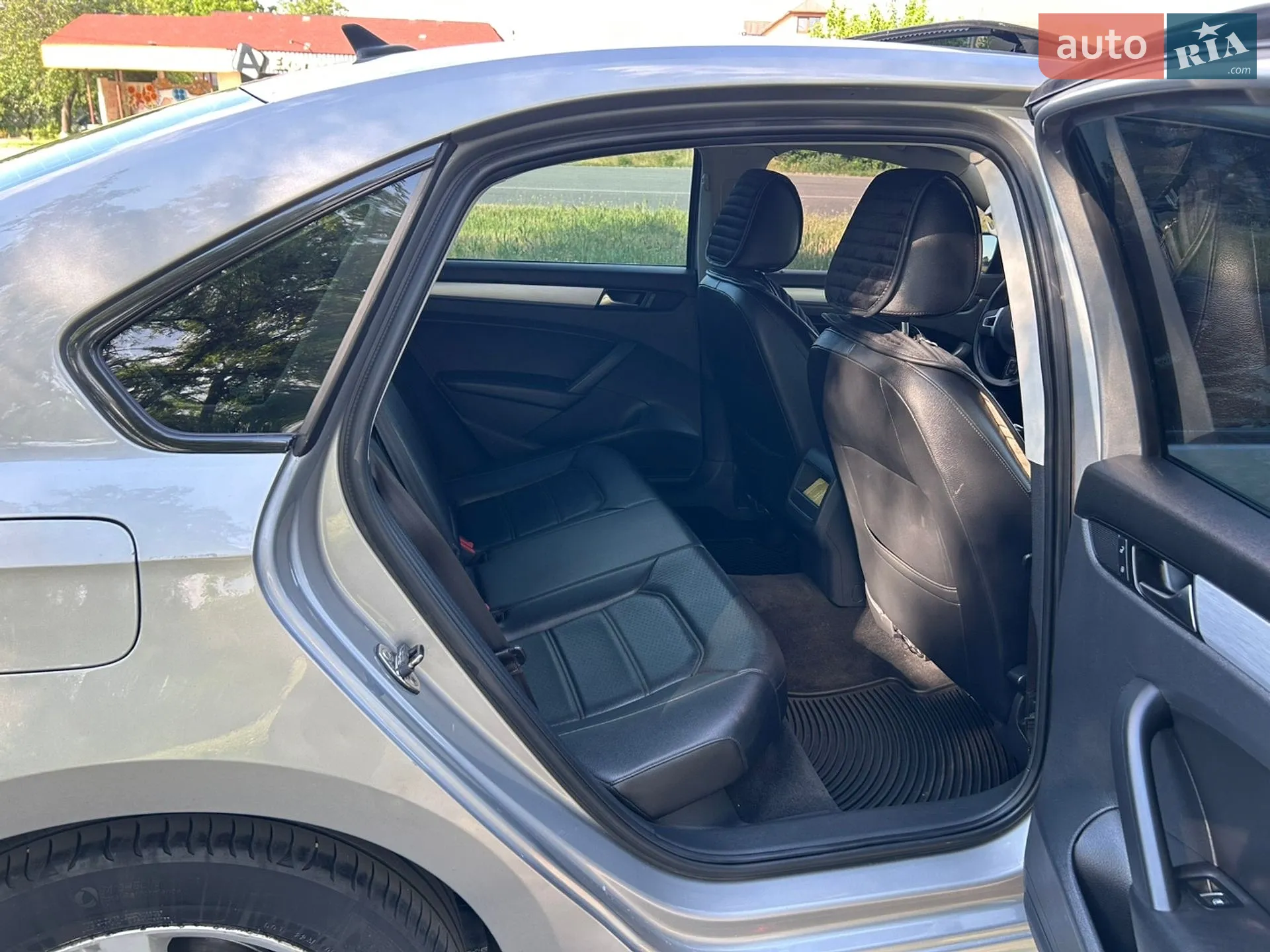 2012 Volkswagen Passat - мініатюра 13