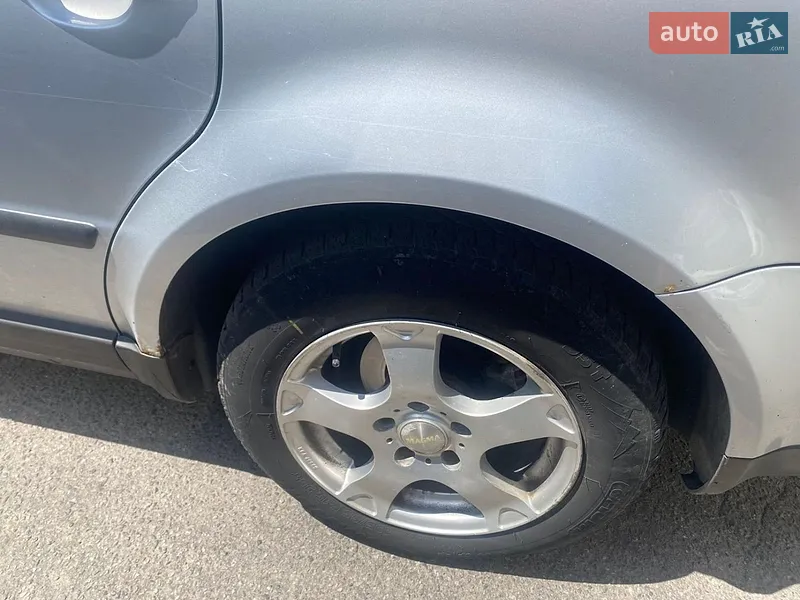 Volkswagen Passat 2000 VIN WVWZZZ3BZ1E124368 фото оголошення 12 з 49