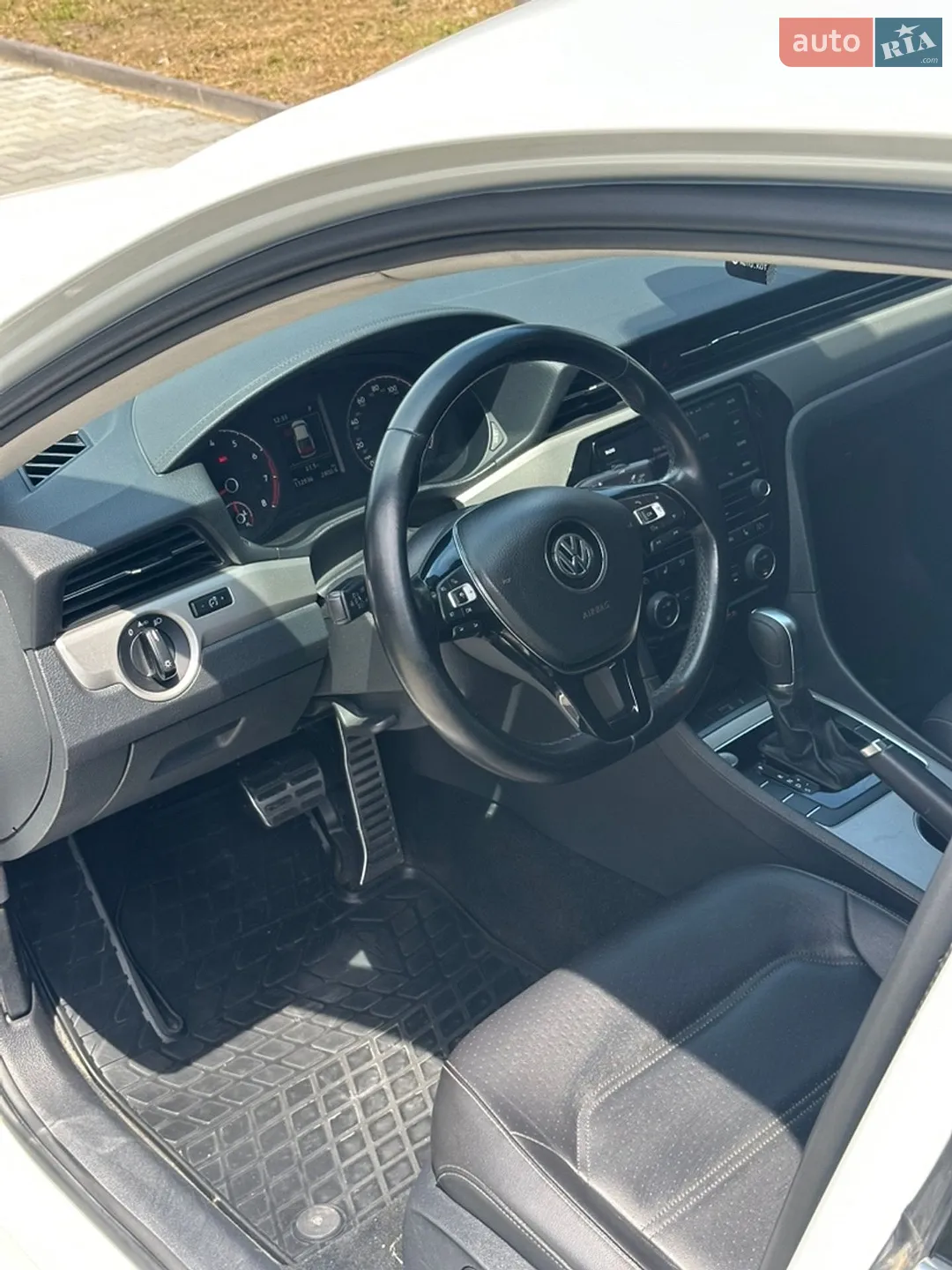 2020 Volkswagen Passat - мініатюра 39