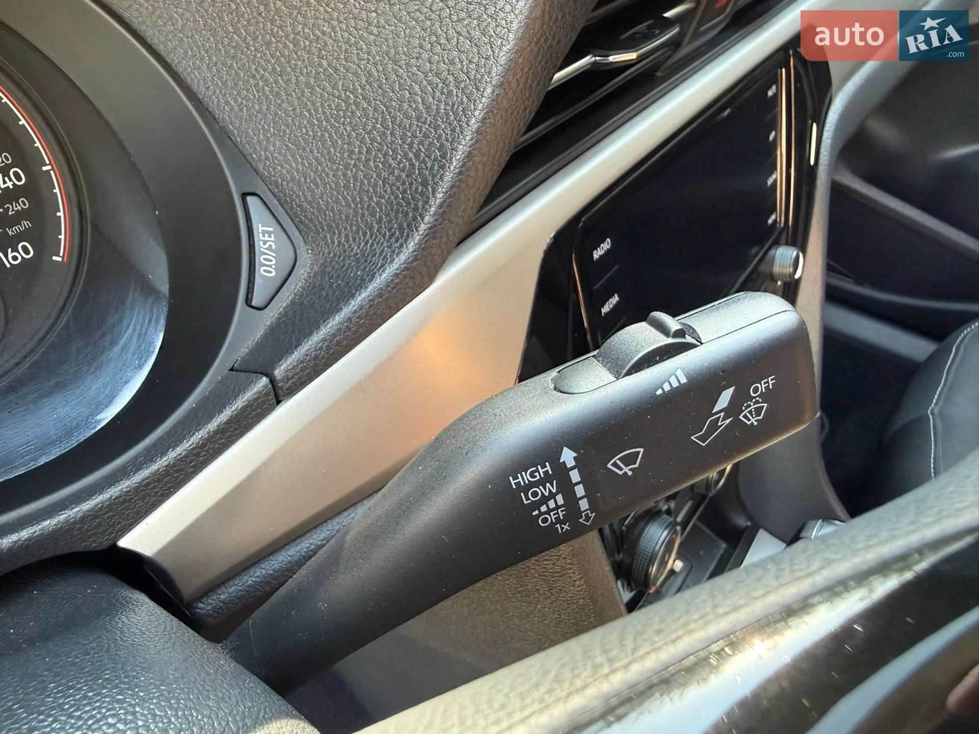 2019 Volkswagen Passat - мініатюра 19