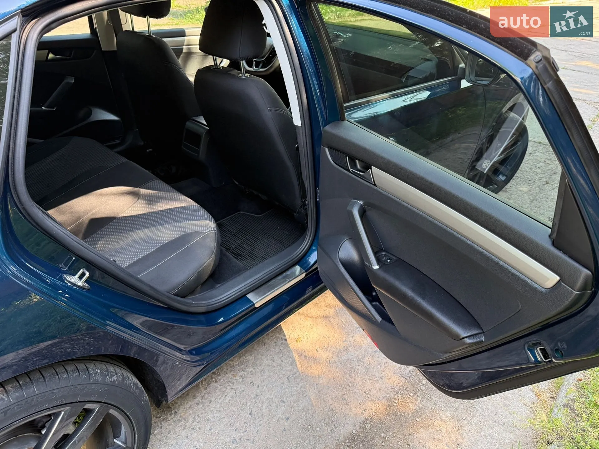 2019 Volkswagen Passat - мініатюра 33