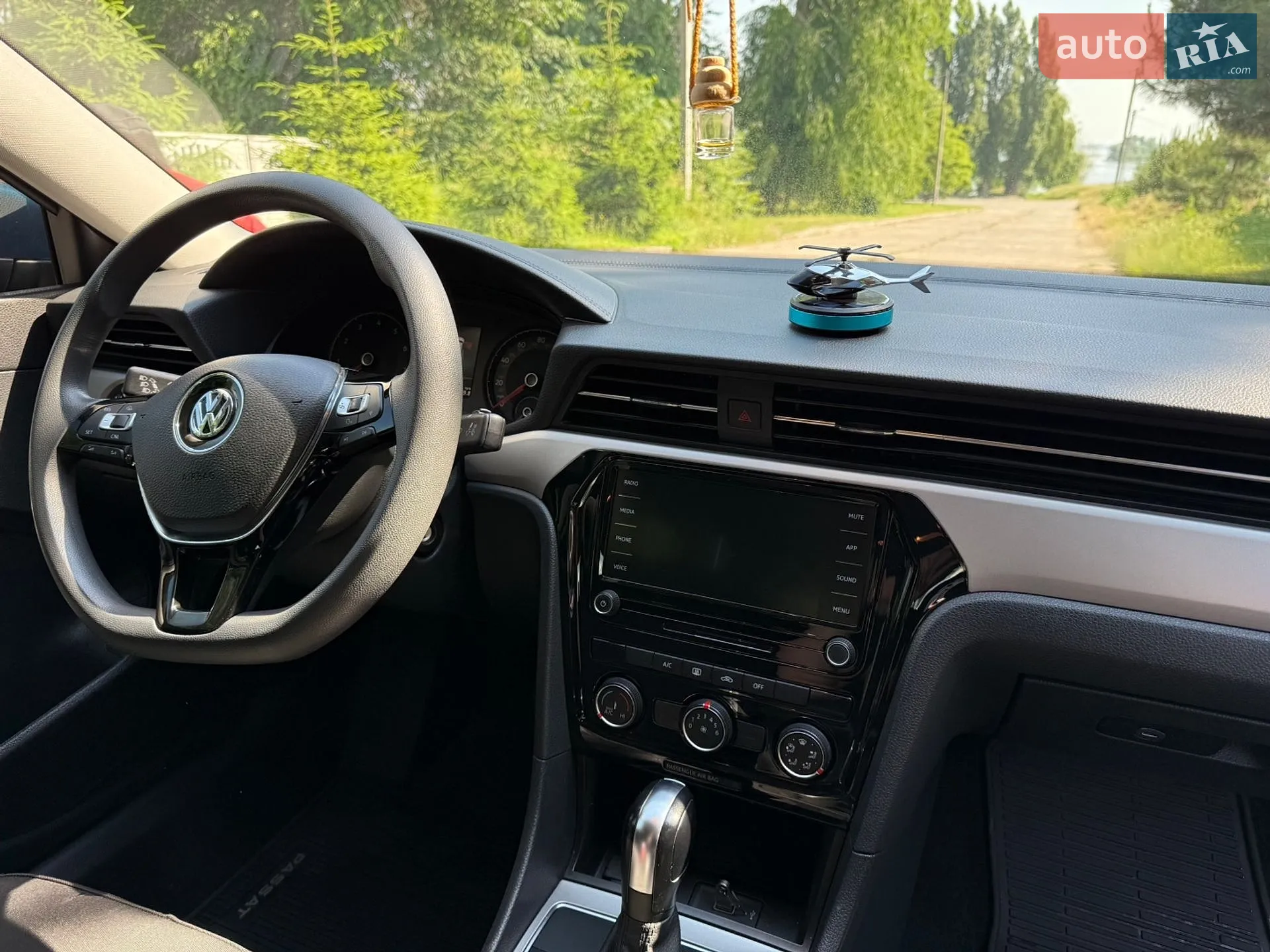 2019 Volkswagen Passat - мініатюра 41