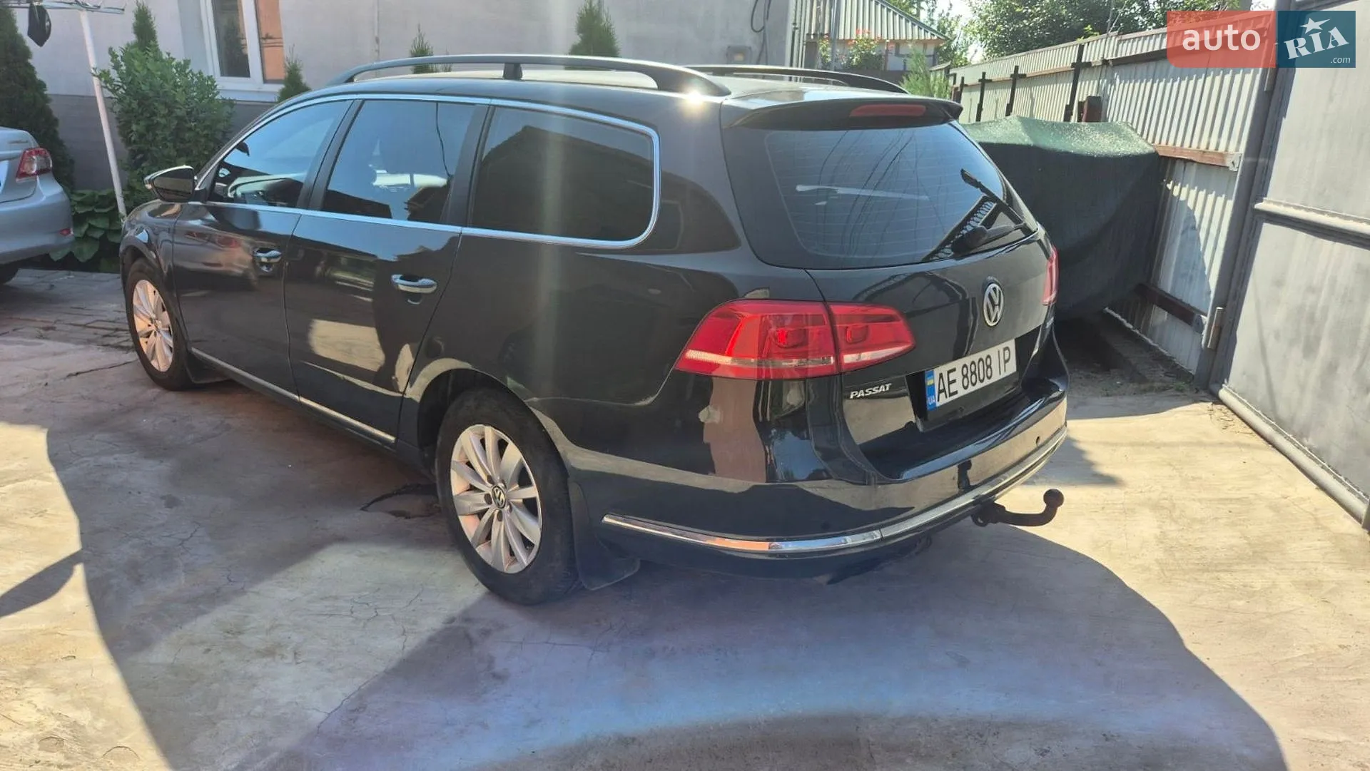 2011 Volkswagen Passat - мініатюра 2