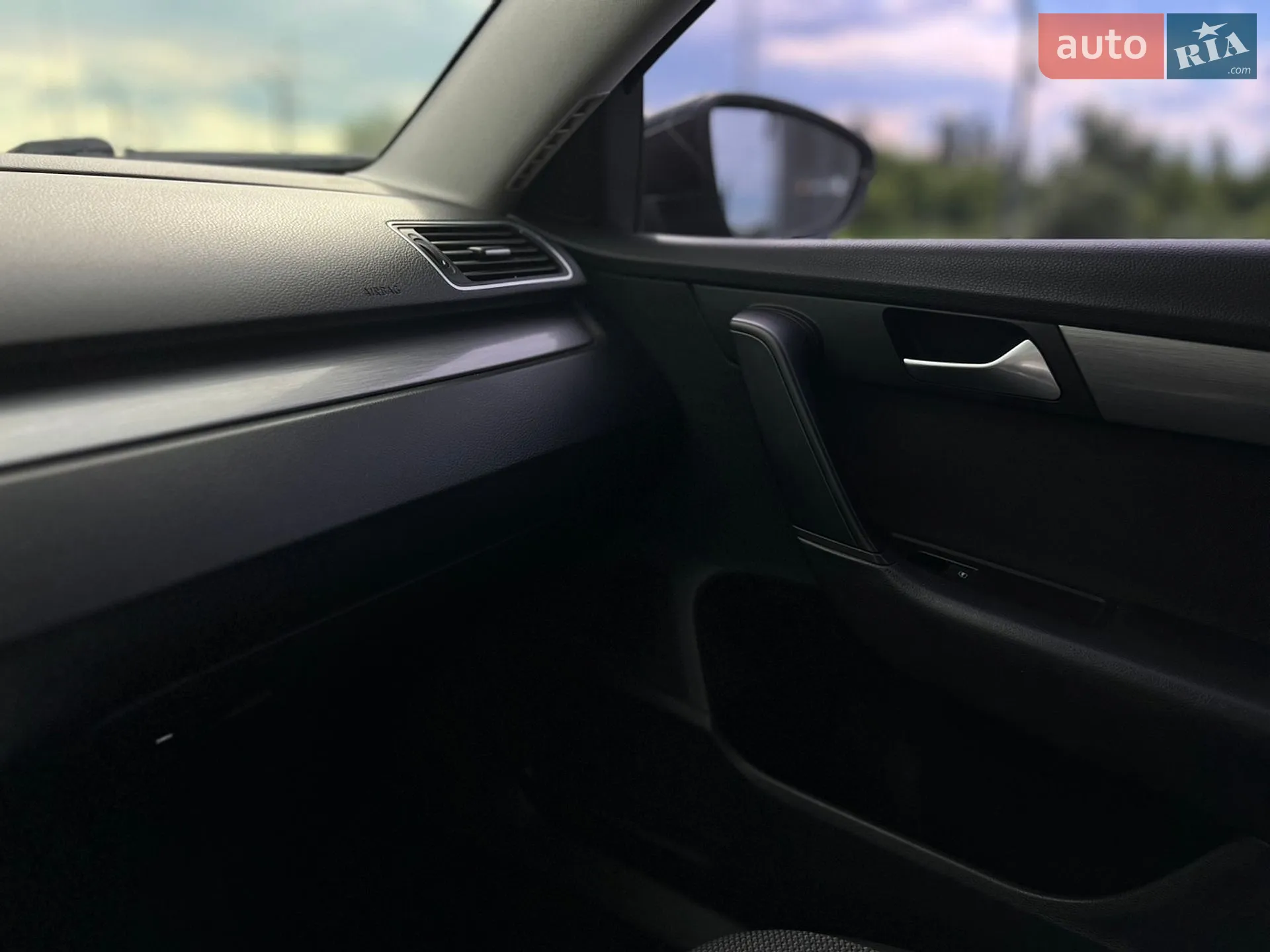 2014 Volkswagen Passat - мініатюра 26