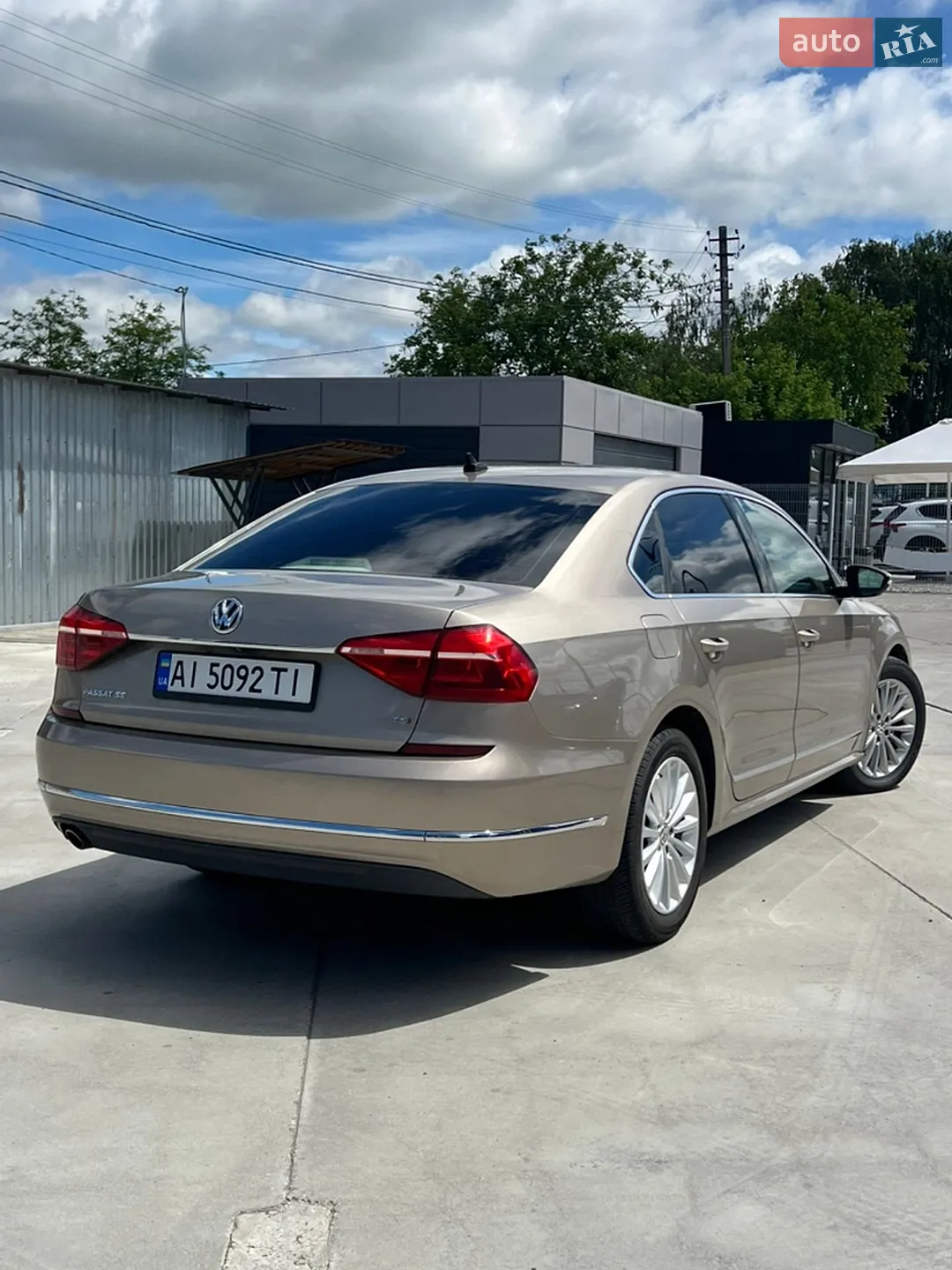 2015 Volkswagen Passat - мініатюра 3