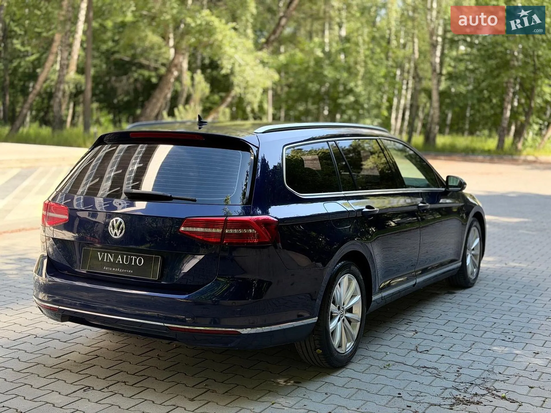 2017 Volkswagen Passat - мініатюра 9