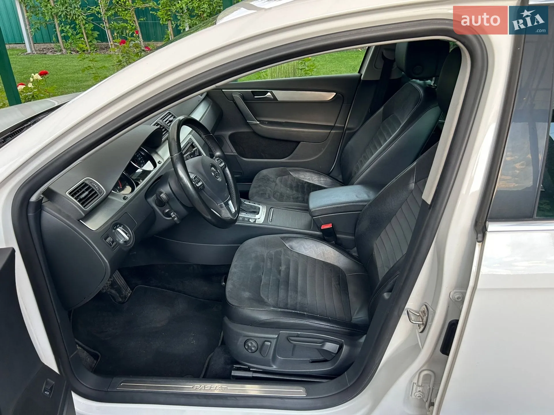 2011 Volkswagen Passat - мініатюра 20