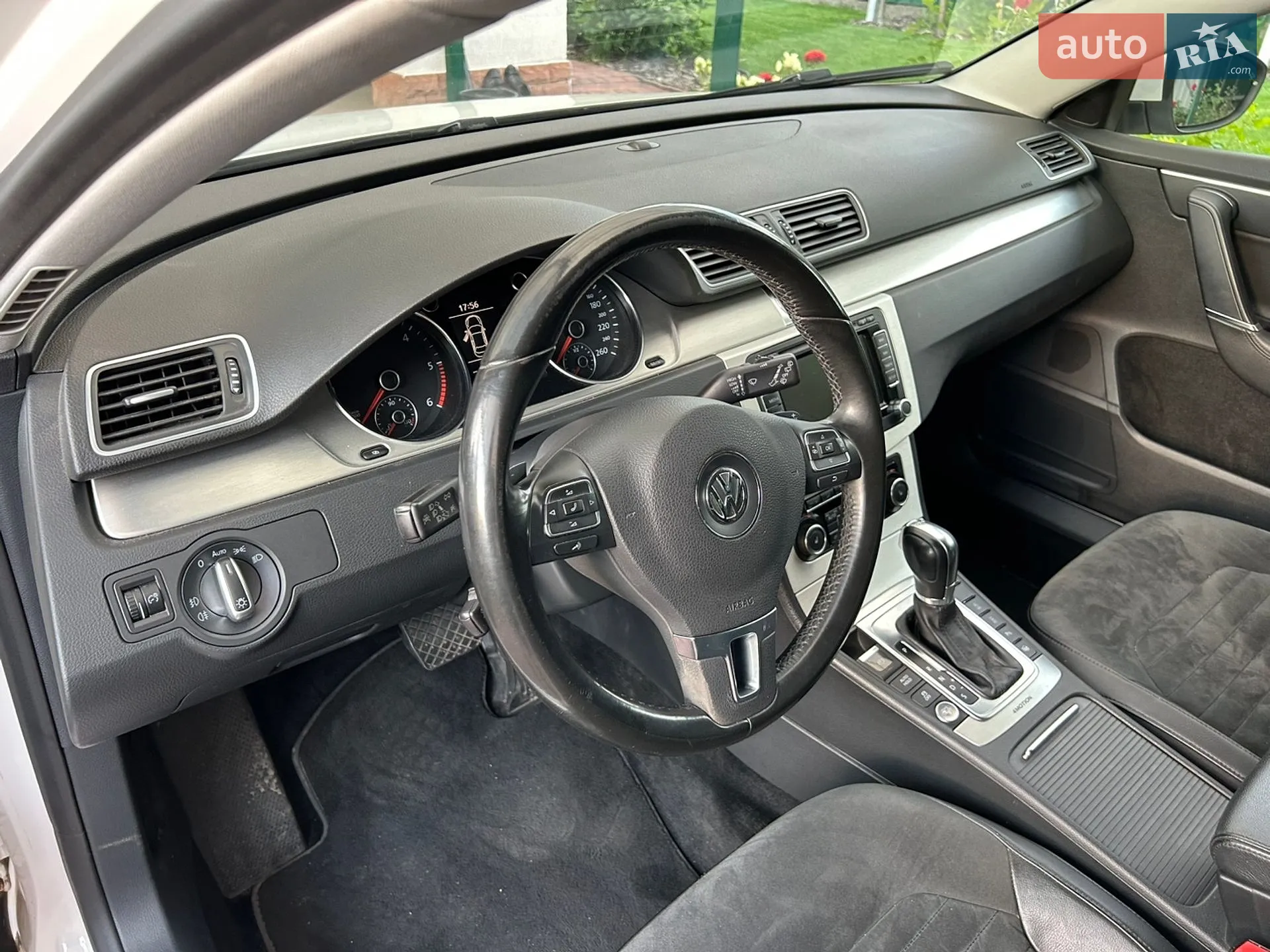 2011 Volkswagen Passat - мініатюра 25