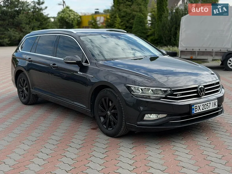 Volkswagen Passat 2021 VIN WVWZZZ3CZME125428 фото оголошення 10 з 98