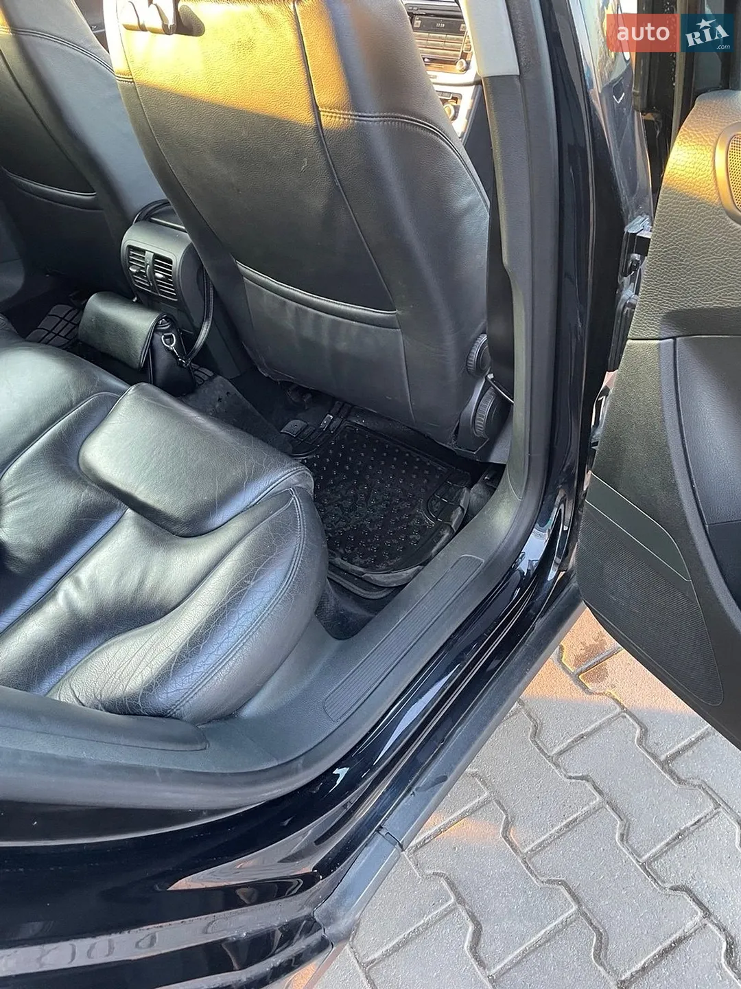 2010 Volkswagen Passat - мініатюра 11