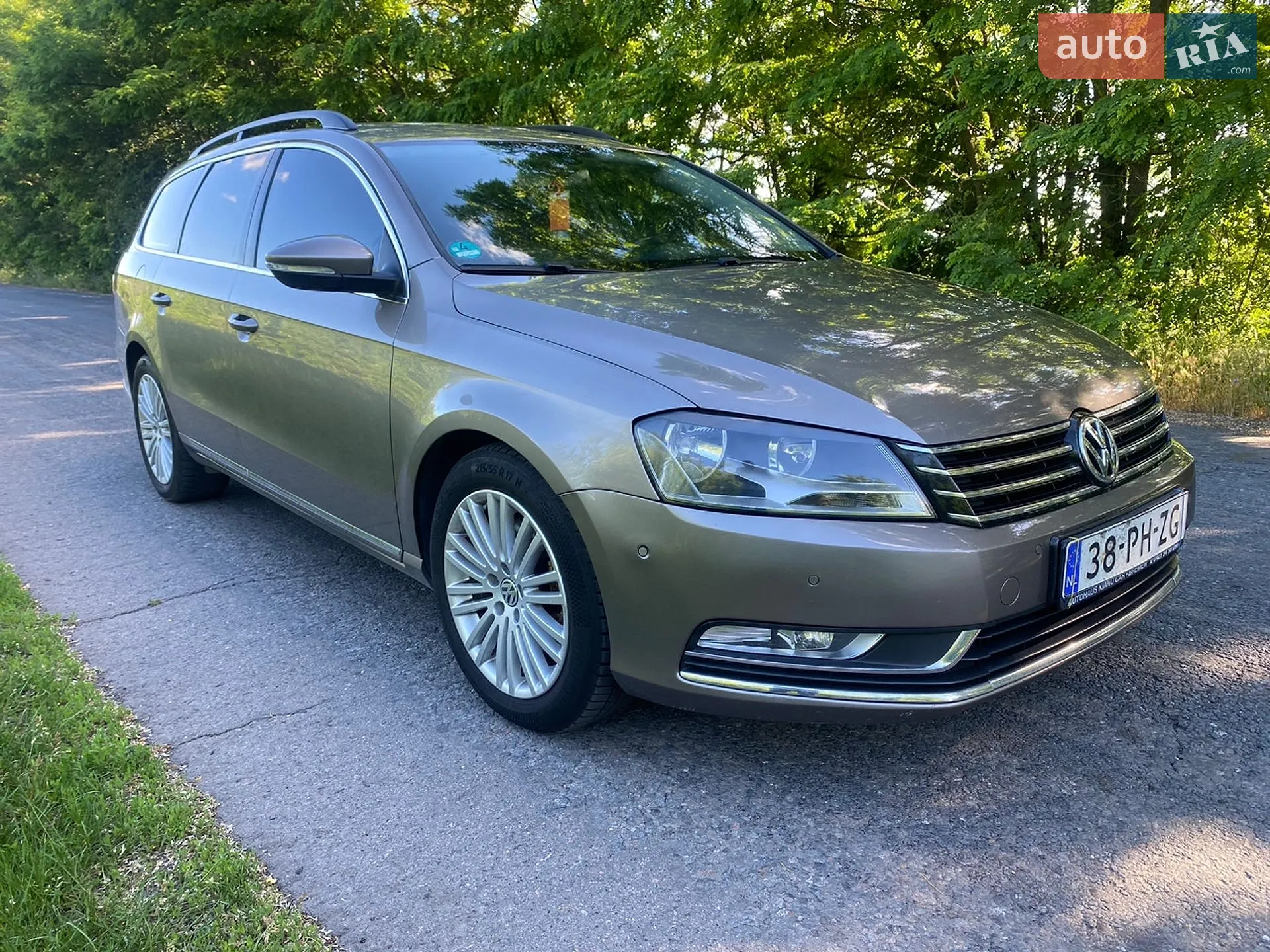 2012 Volkswagen Passat - мініатюра 6