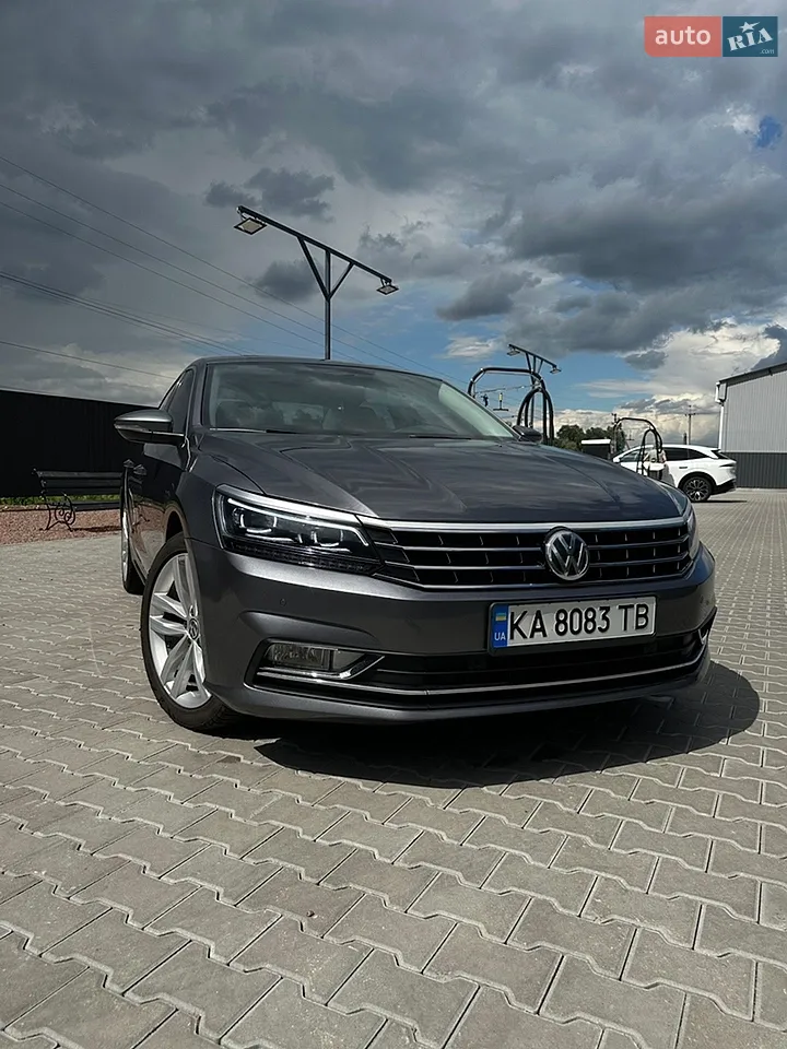2018 Volkswagen Passat - мініатюра 12