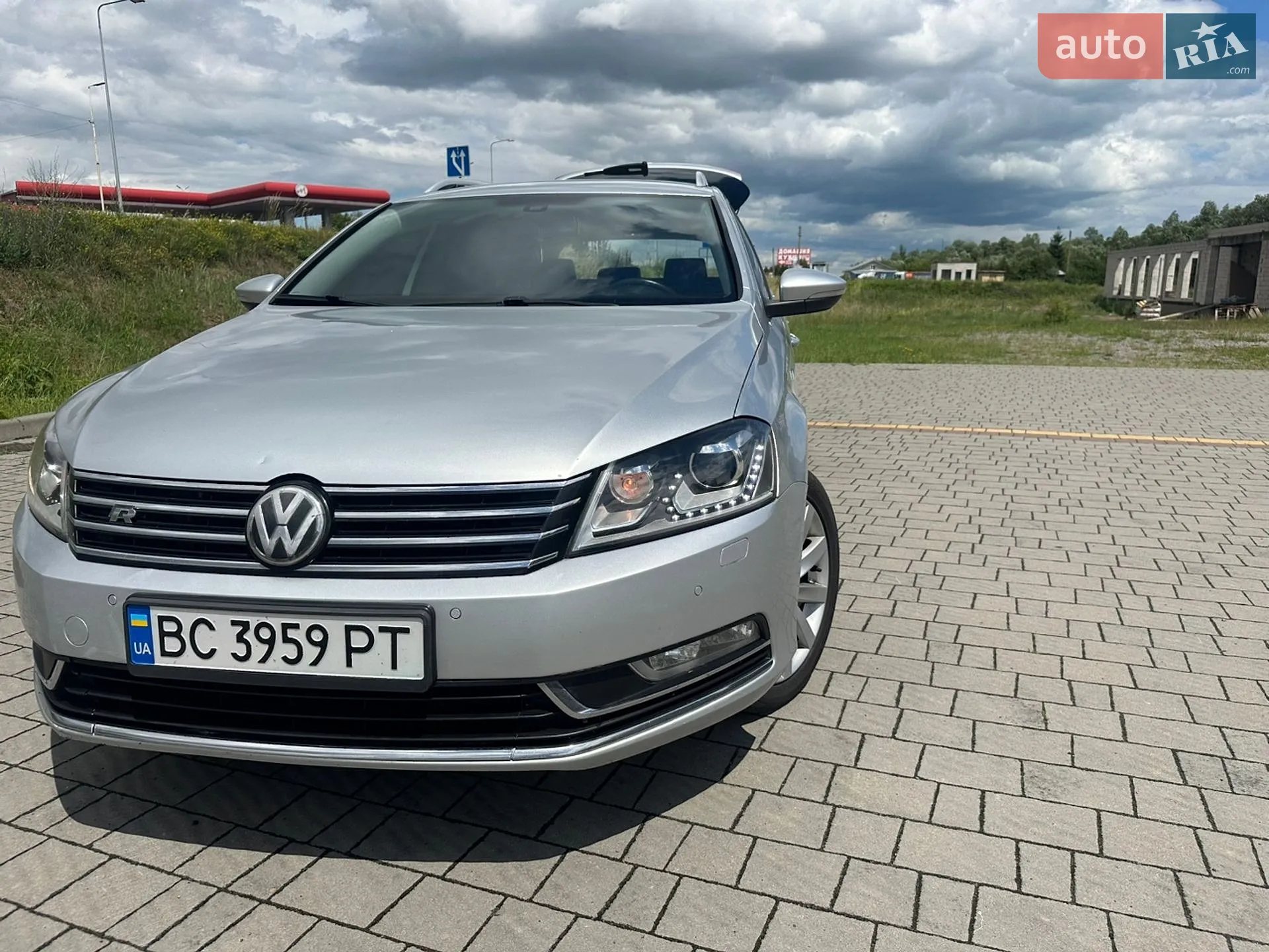 2011 Volkswagen Passat - фото 1