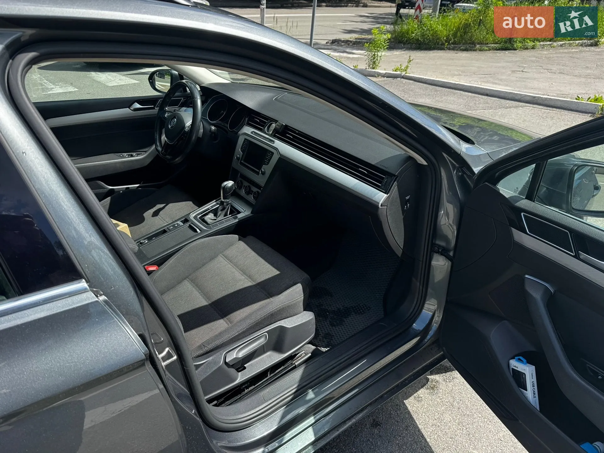 2015 Volkswagen Passat - мініатюра 19