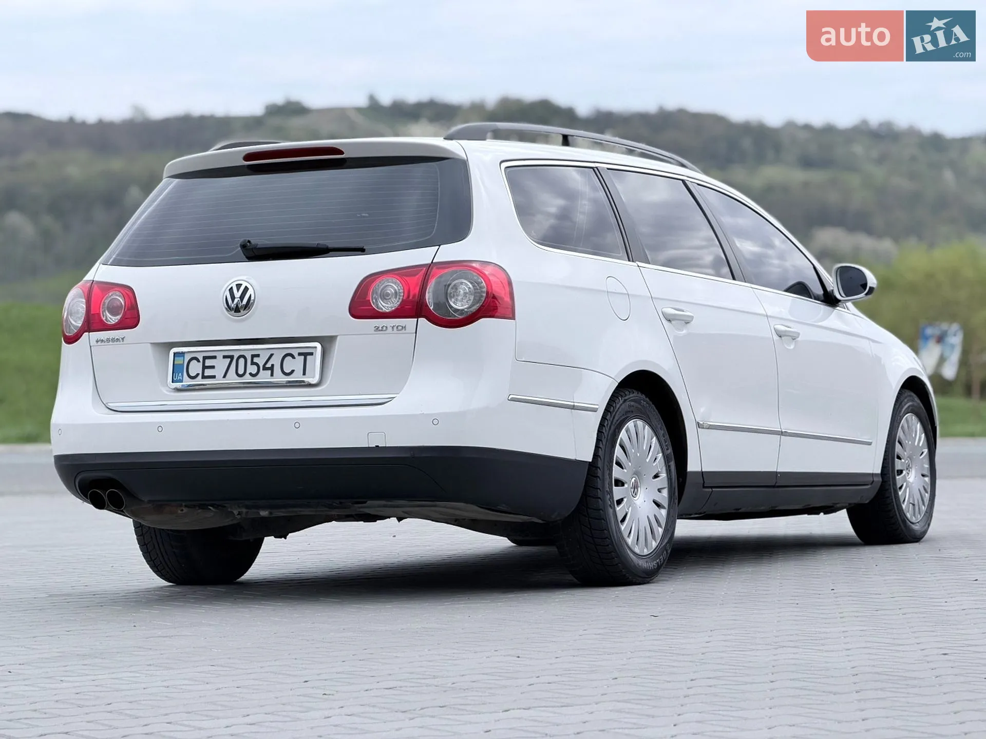 2010 Volkswagen Passat - мініатюра 9