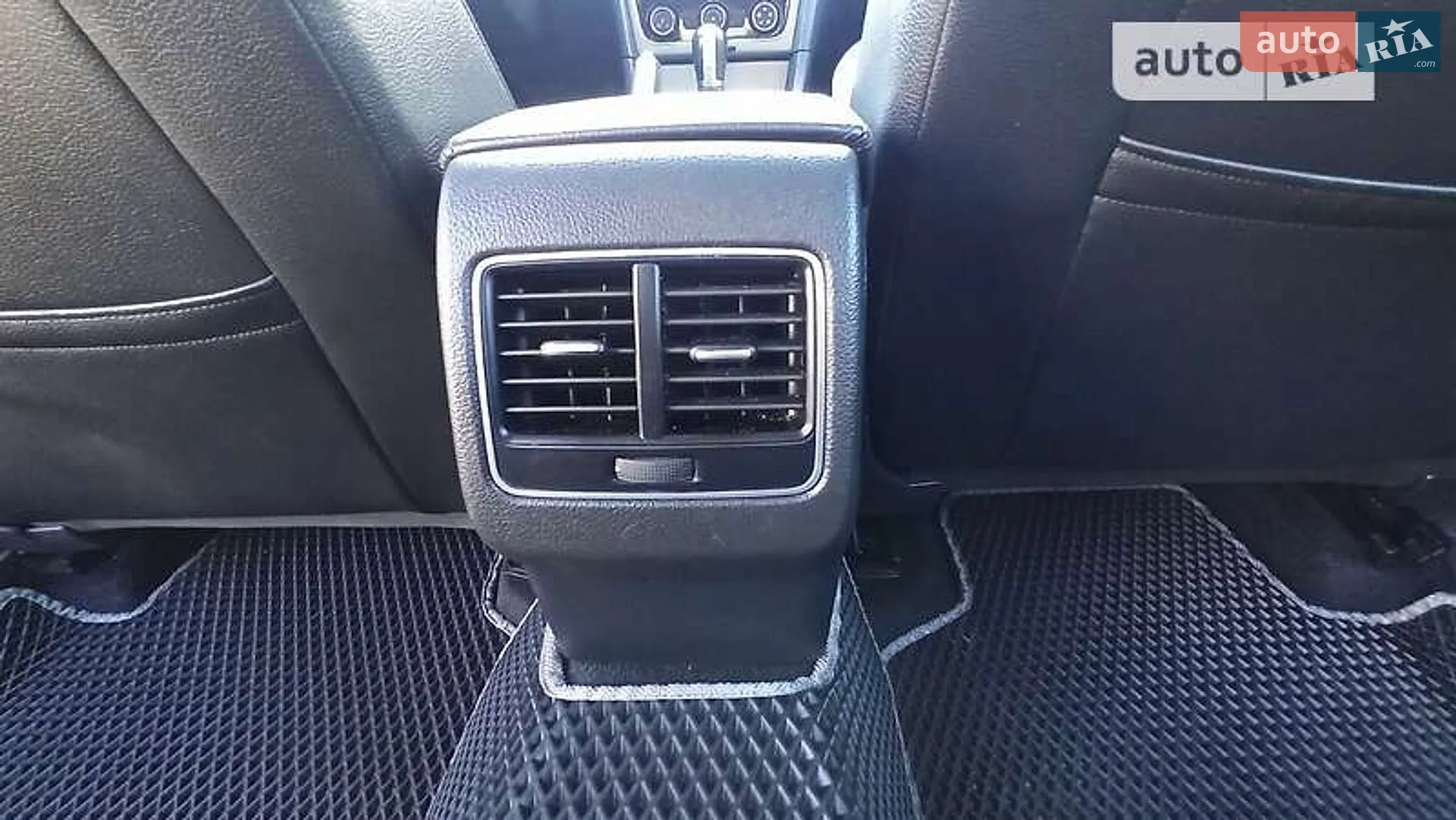 2014 Volkswagen Passat - мініатюра 2