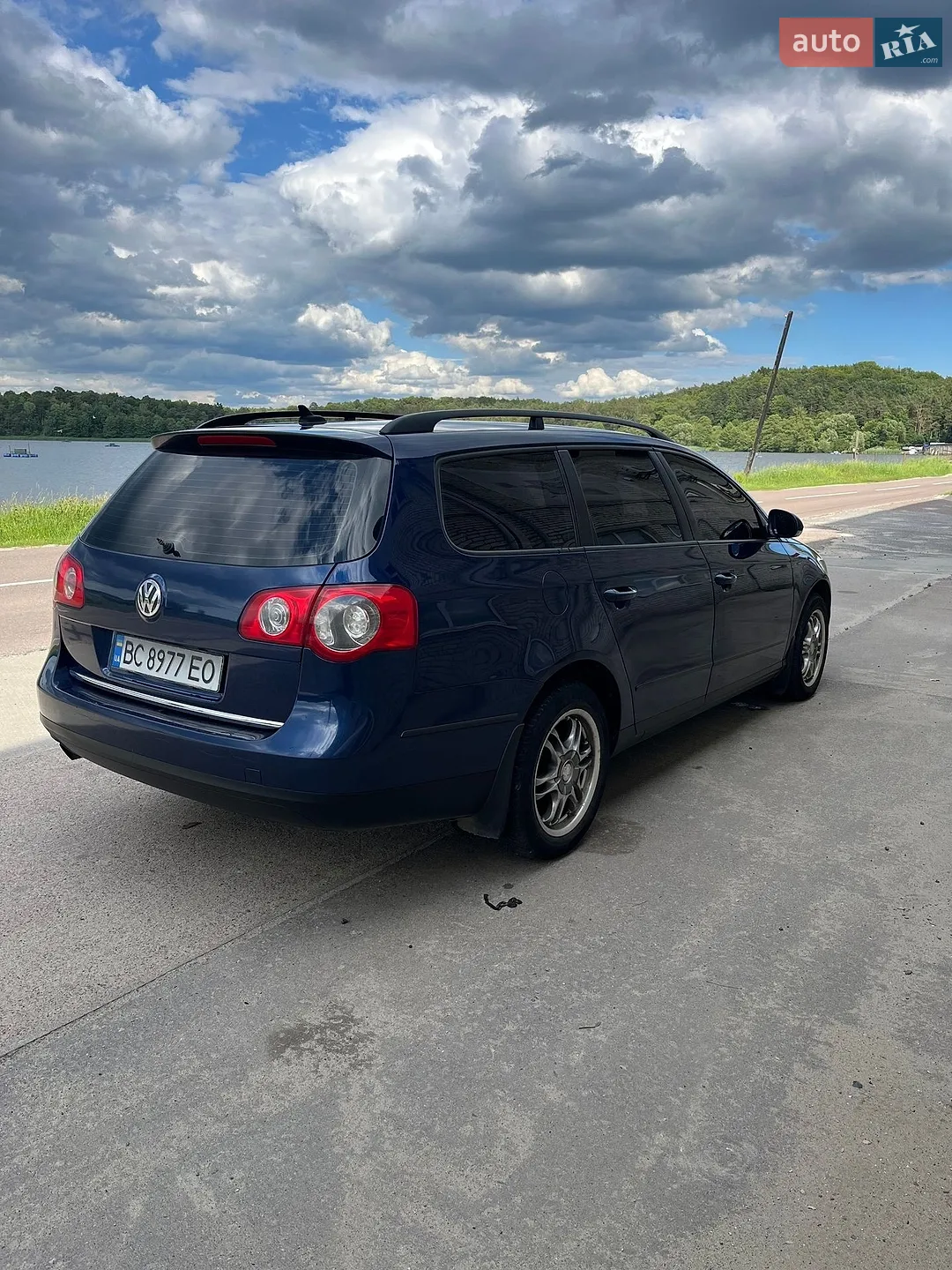 2010 Volkswagen Passat - мініатюра 3