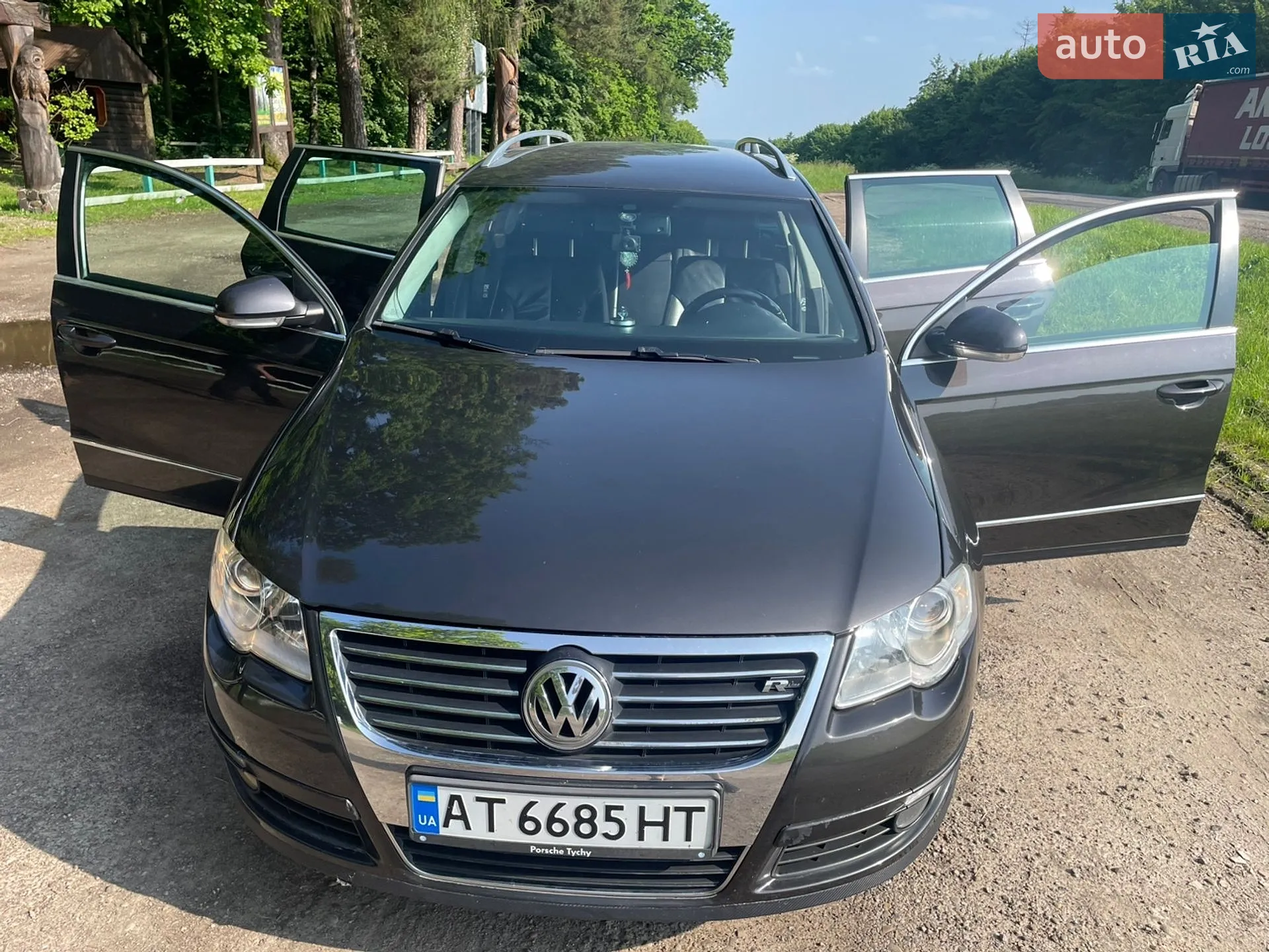 2010 Volkswagen Passat - фото 1