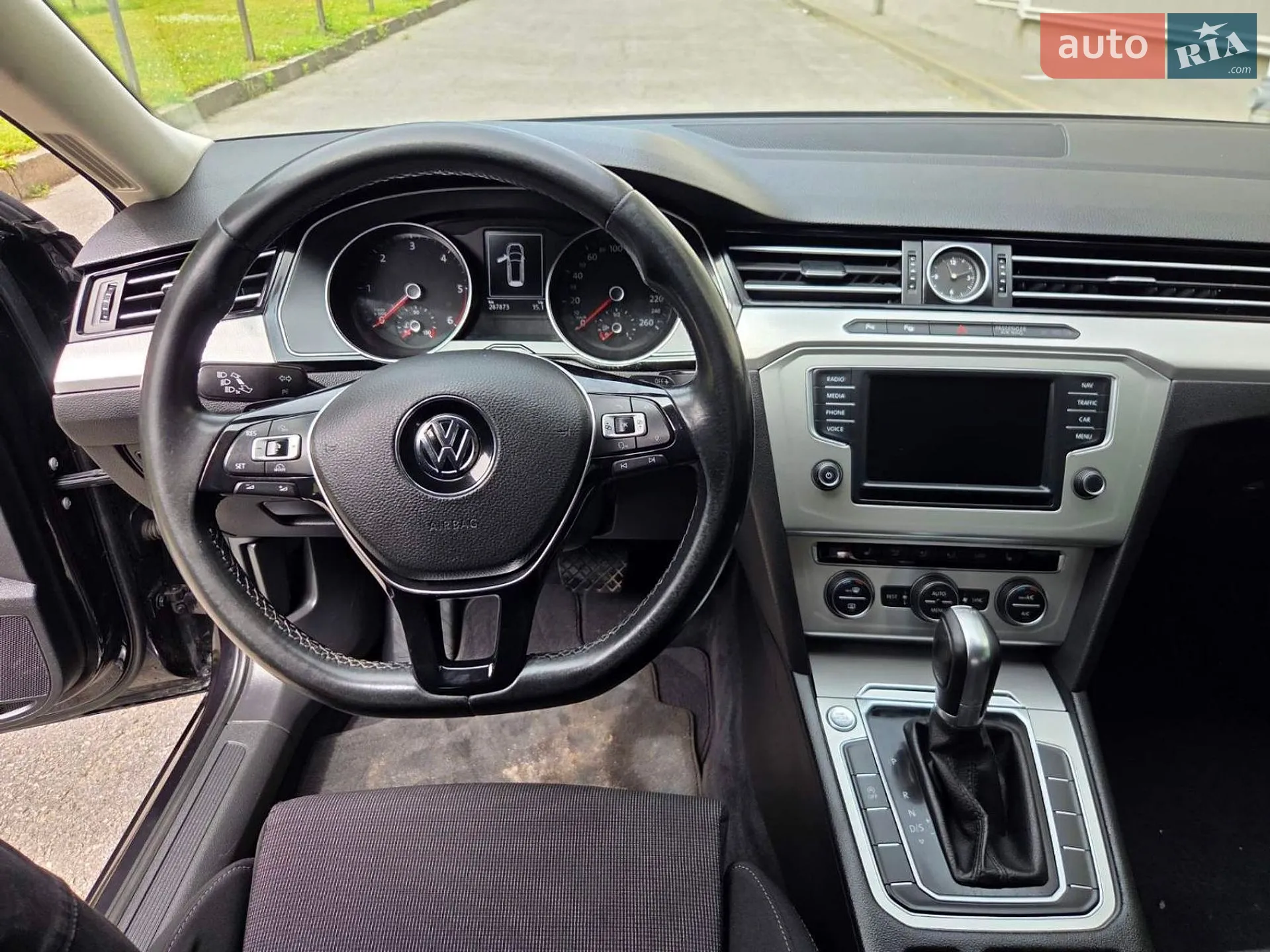 2015 Volkswagen Passat - мініатюра 13