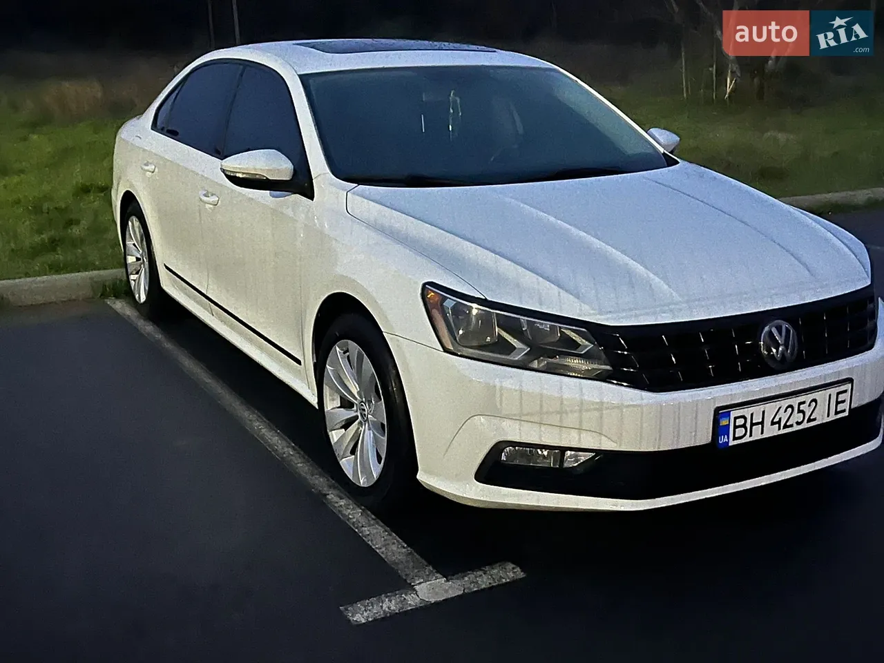 2016 Volkswagen Passat - мініатюра 13