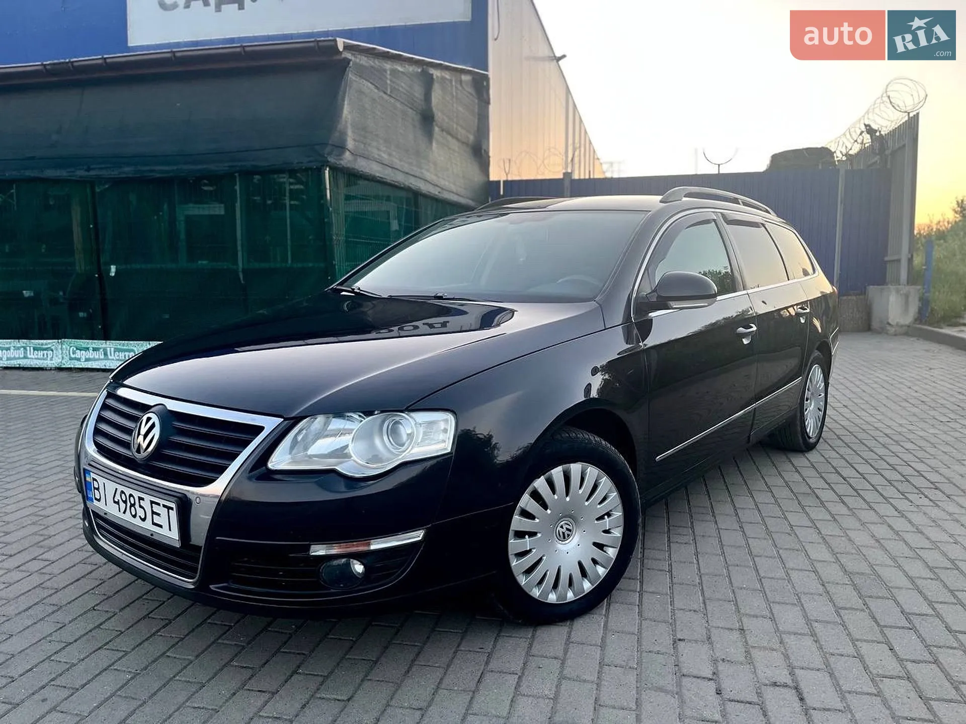 2010 Volkswagen Passat - мініатюра 9