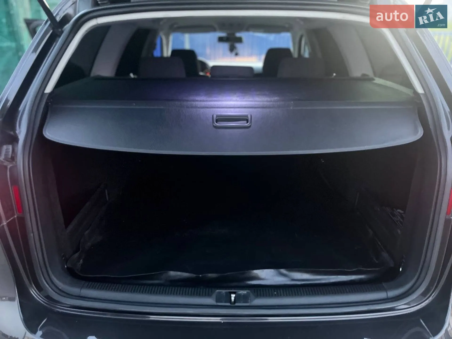 2010 Volkswagen Passat - мініатюра 48