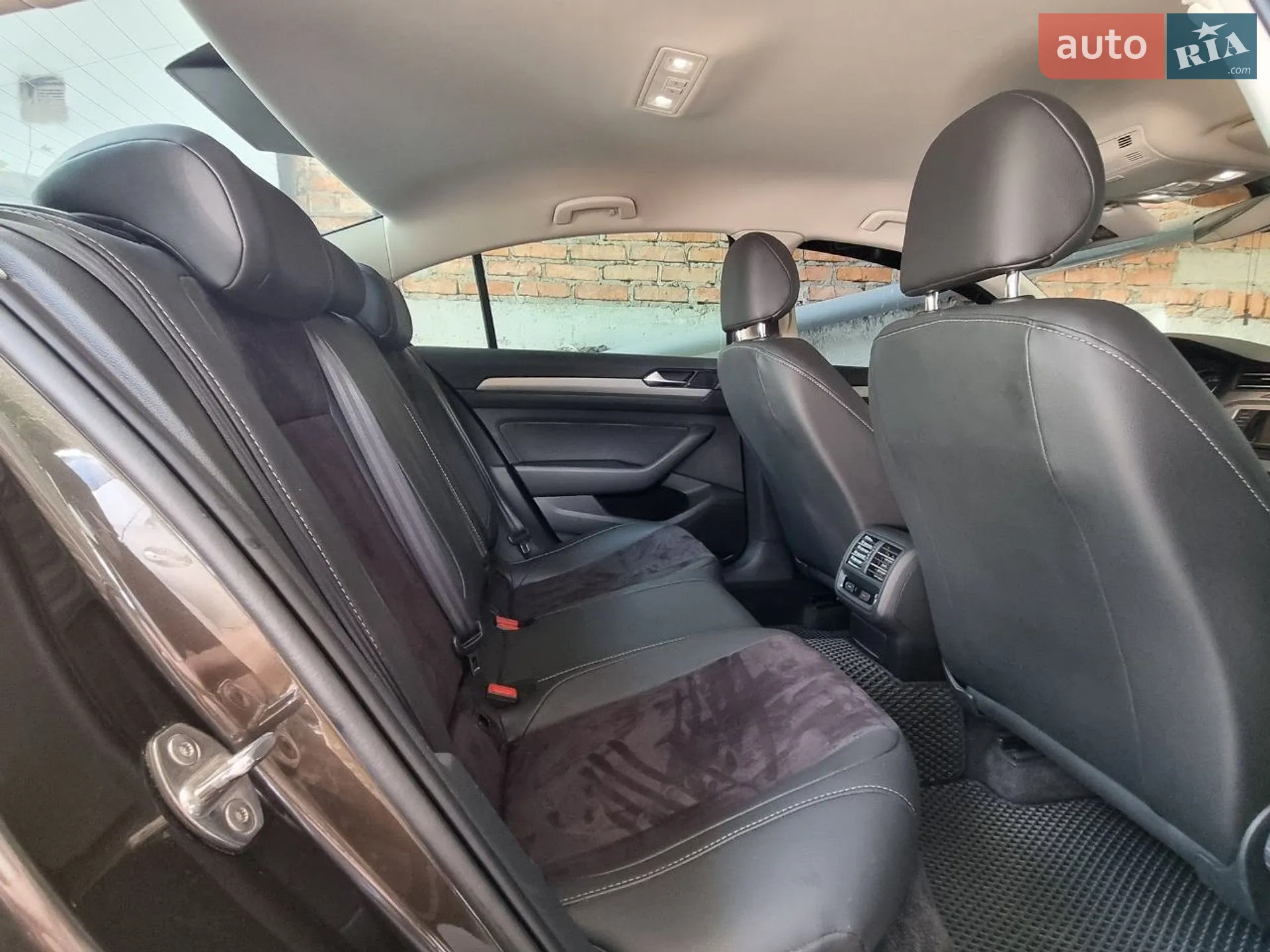 2017 Volkswagen Passat - мініатюра 33