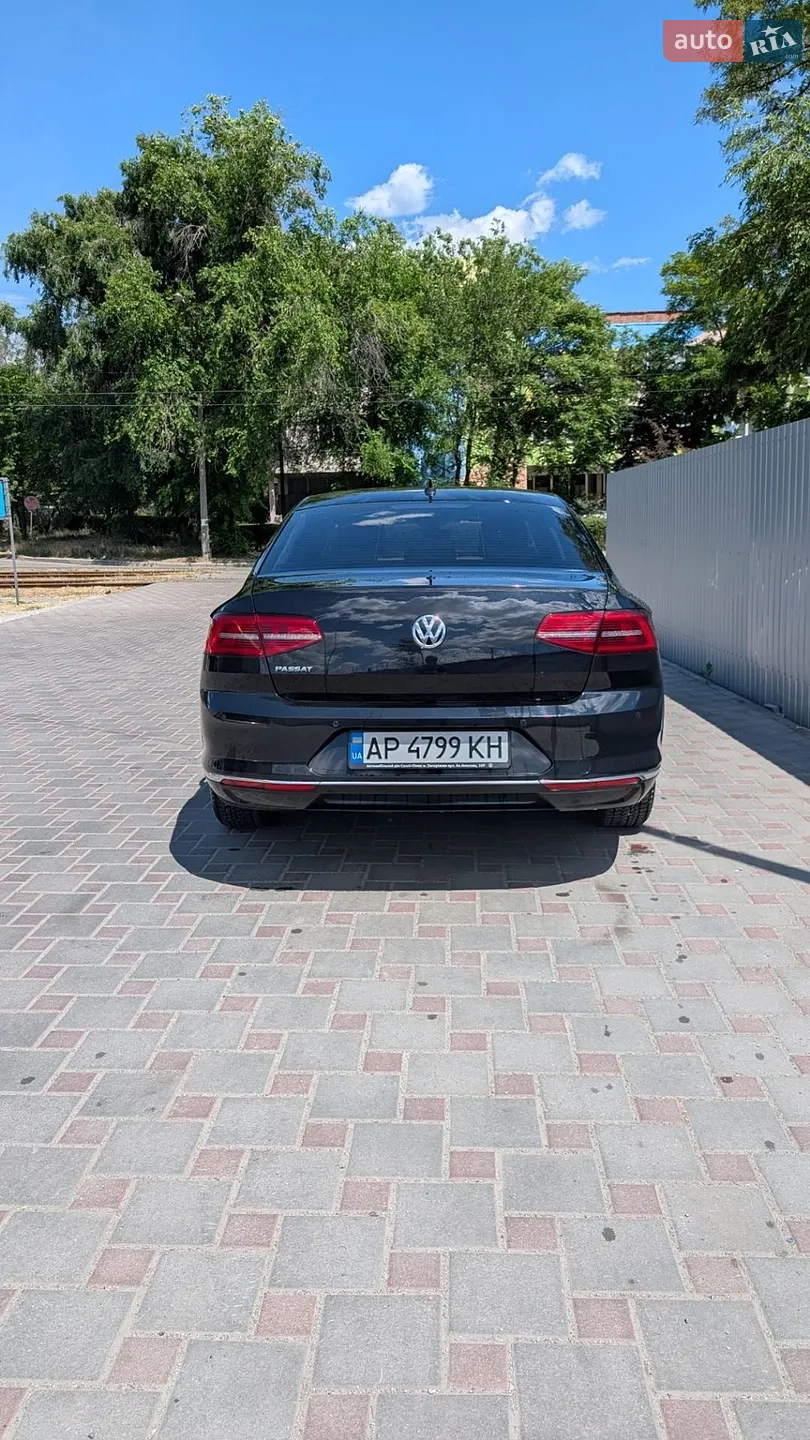 2019 Volkswagen Passat - мініатюра 3
