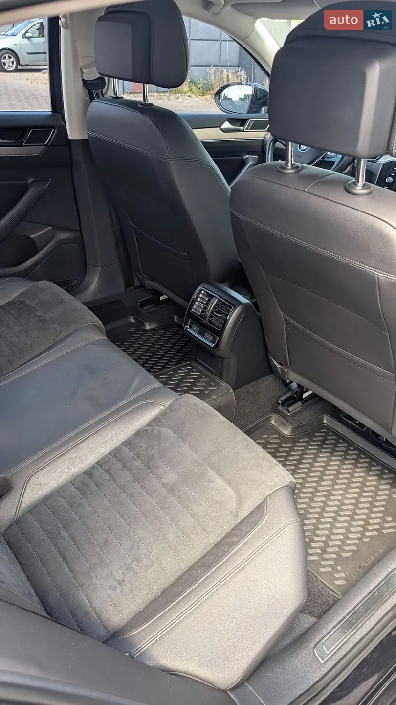 2019 Volkswagen Passat - мініатюра 13