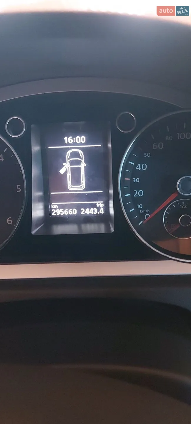 2010 Volkswagen Passat - мініатюра 33