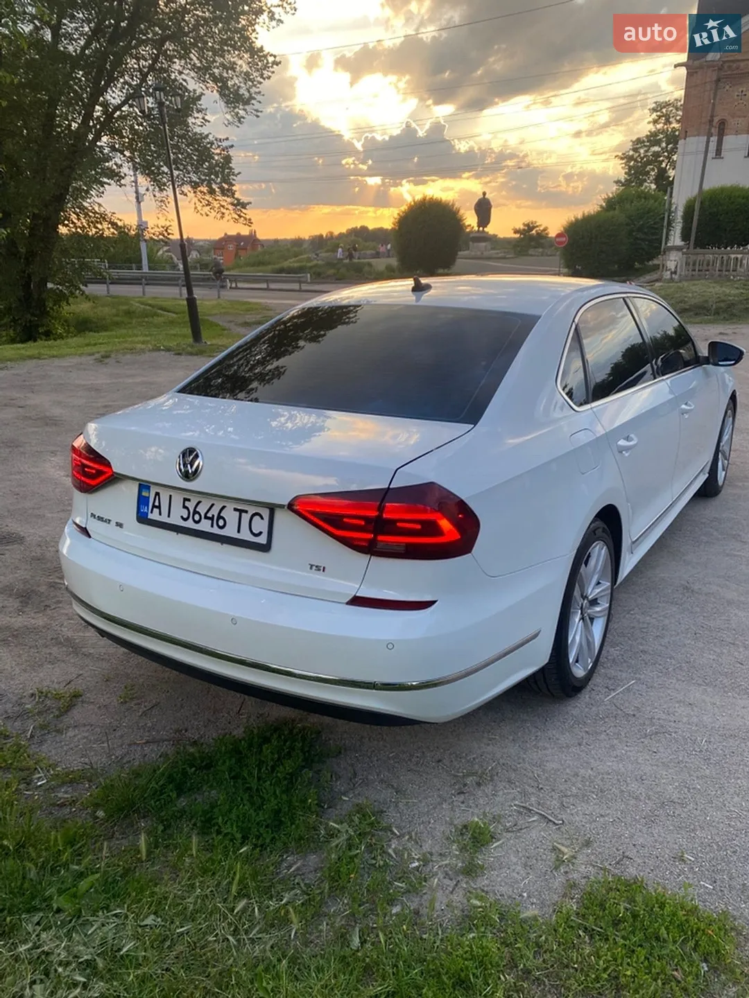 2017 Volkswagen Passat - мініатюра 6