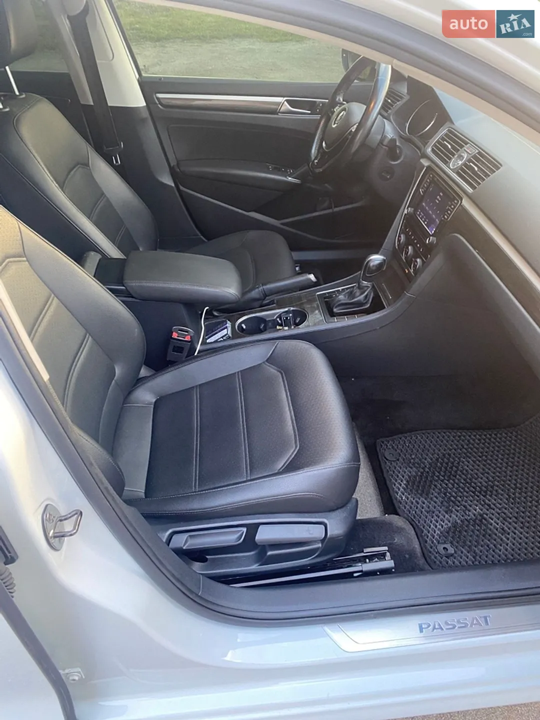 2017 Volkswagen Passat - мініатюра 10
