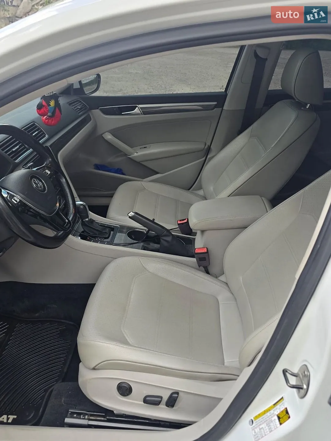 2017 Volkswagen Passat - мініатюра 10