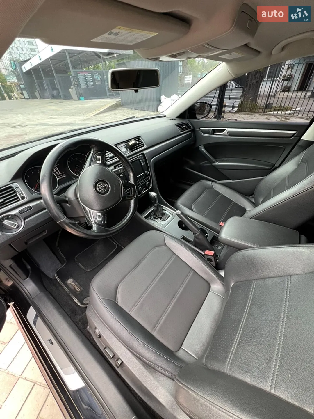2017 Volkswagen Passat - мініатюра 15
