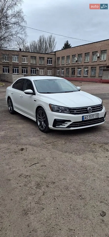 2019 Volkswagen Passat - мініатюра 16