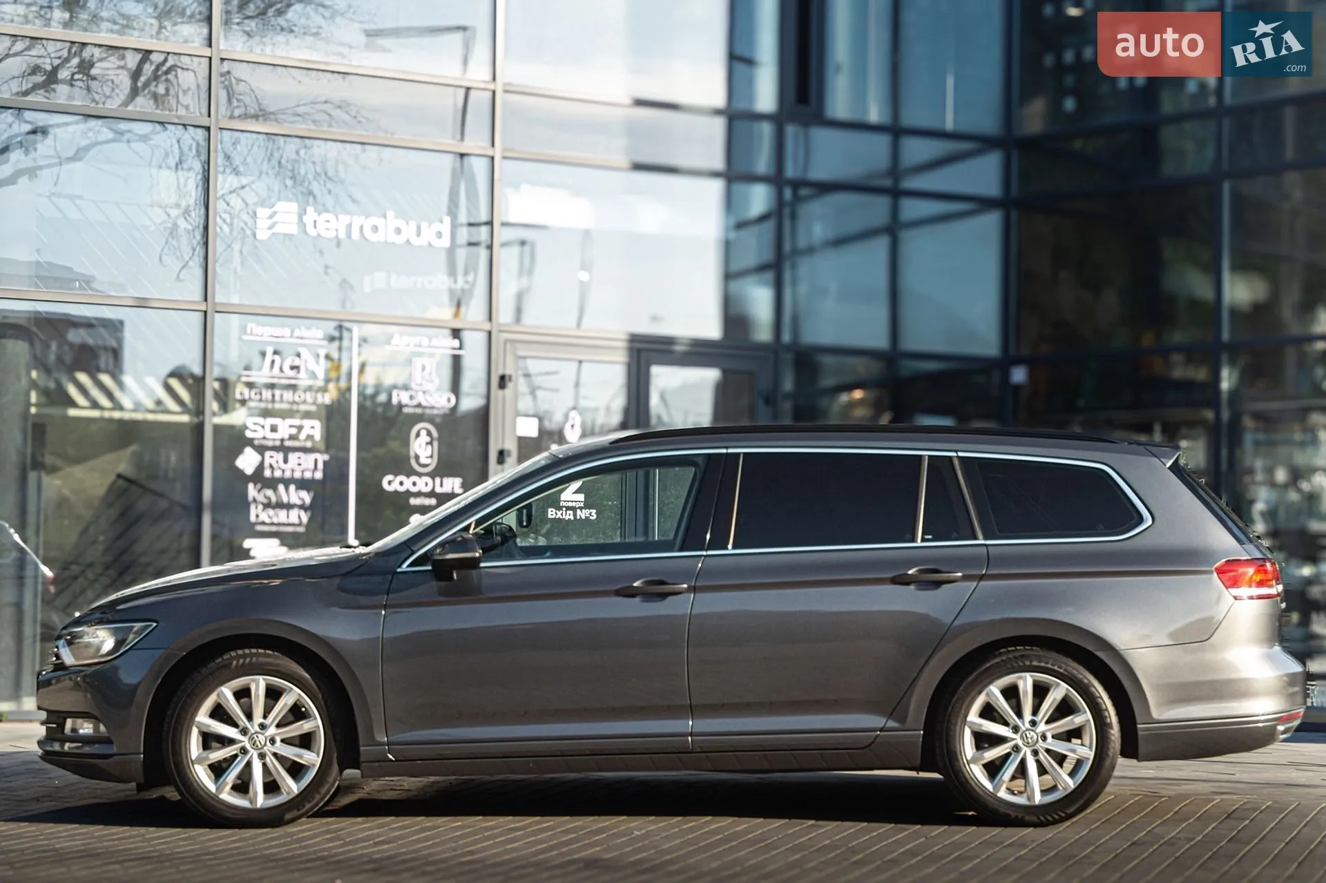 2016 Volkswagen Passat - мініатюра 9