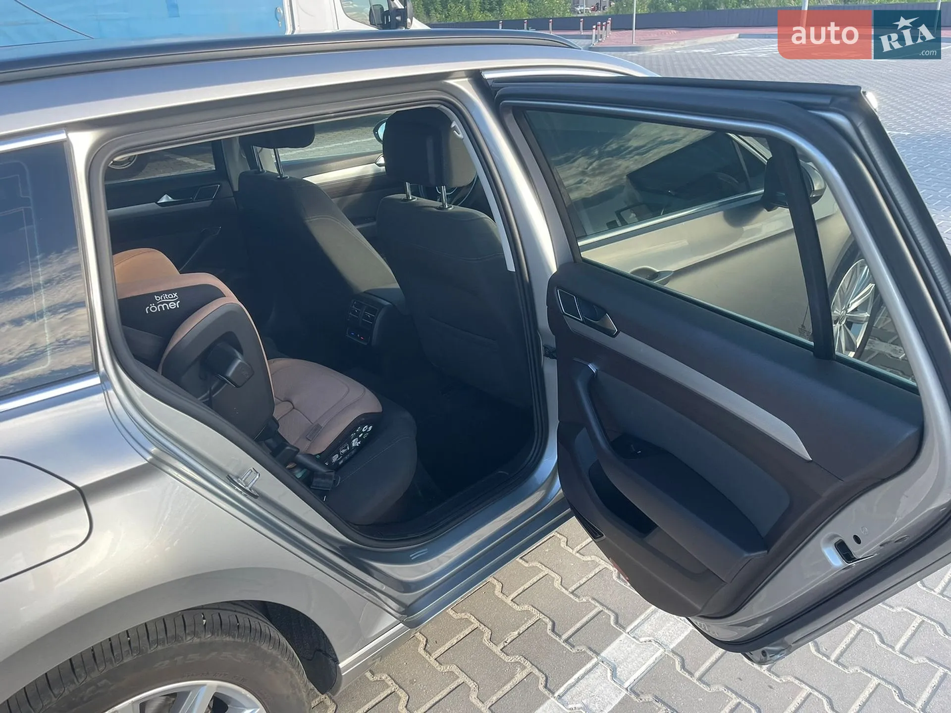 2016 Volkswagen Passat - мініатюра 18