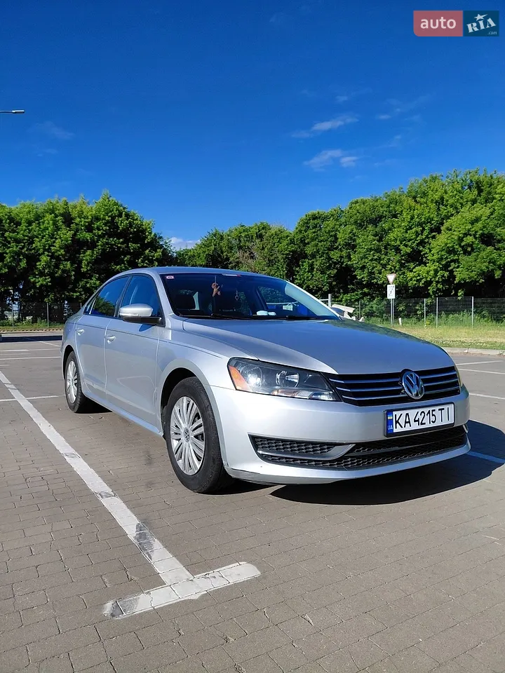 2012 Volkswagen Passat - мініатюра 13