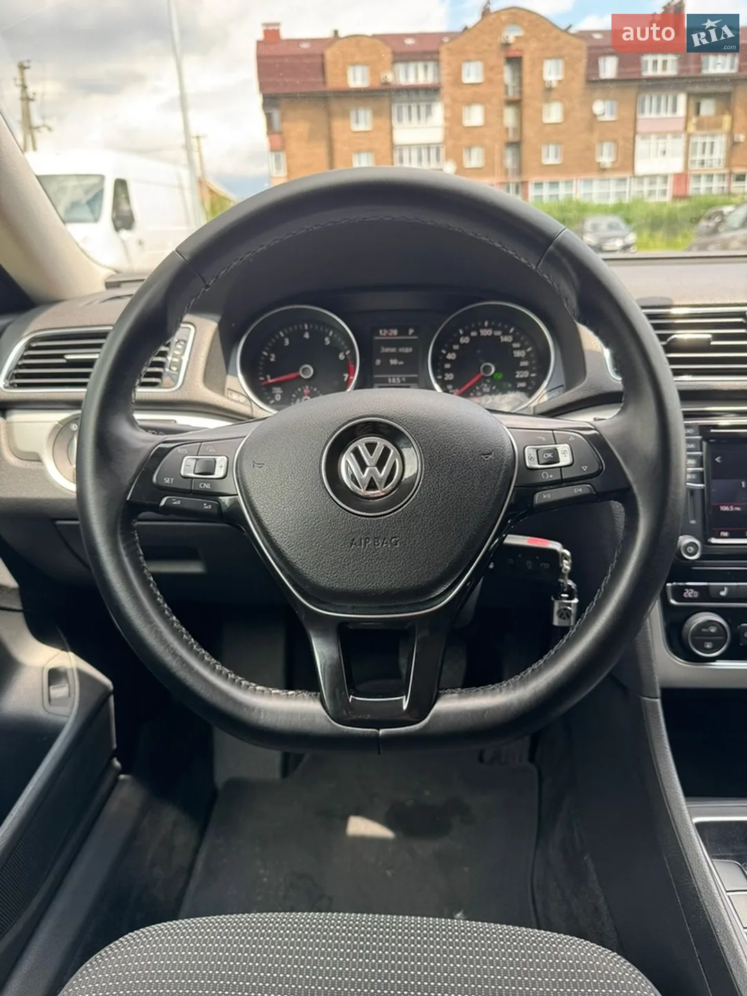 2017 Volkswagen Passat - мініатюра 12