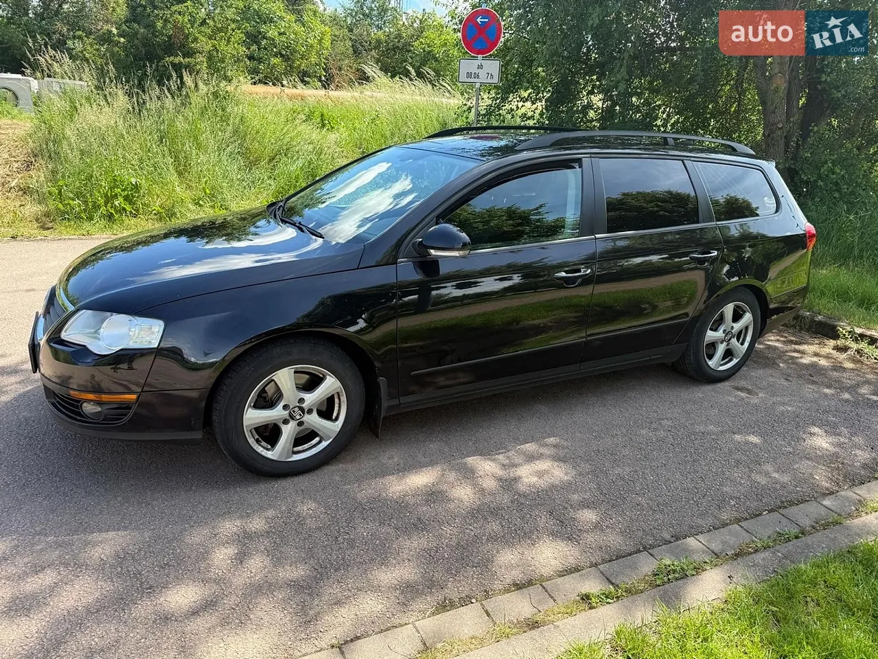 2010 Volkswagen Passat - мініатюра 32