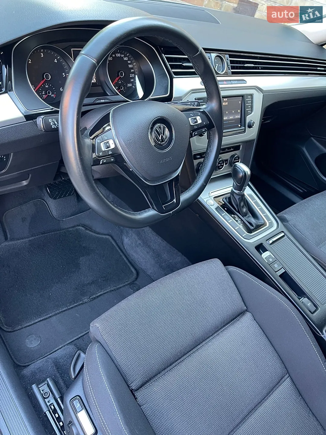 2017 Volkswagen Passat - мініатюра 15