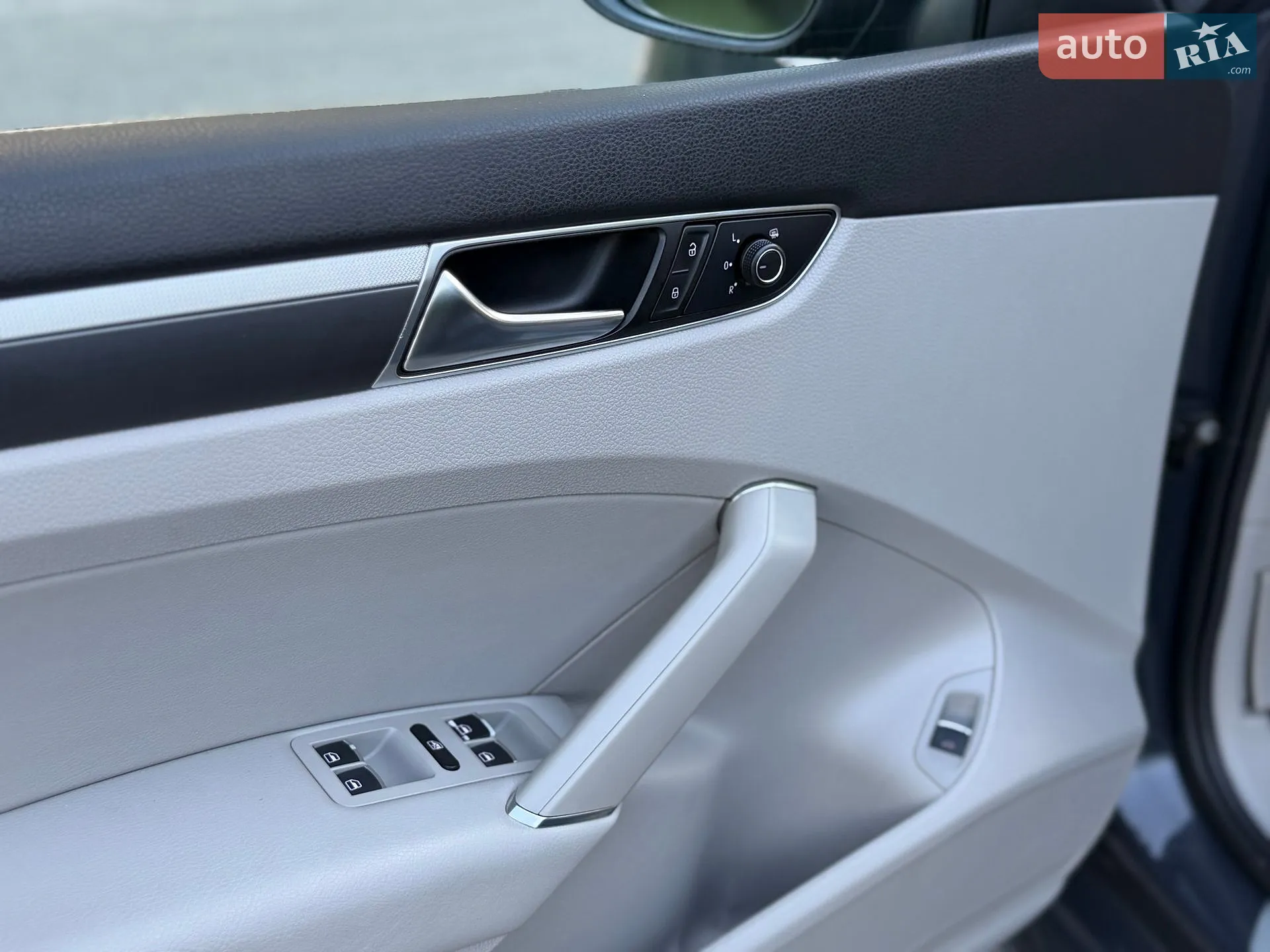 2016 Volkswagen Passat - мініатюра 30