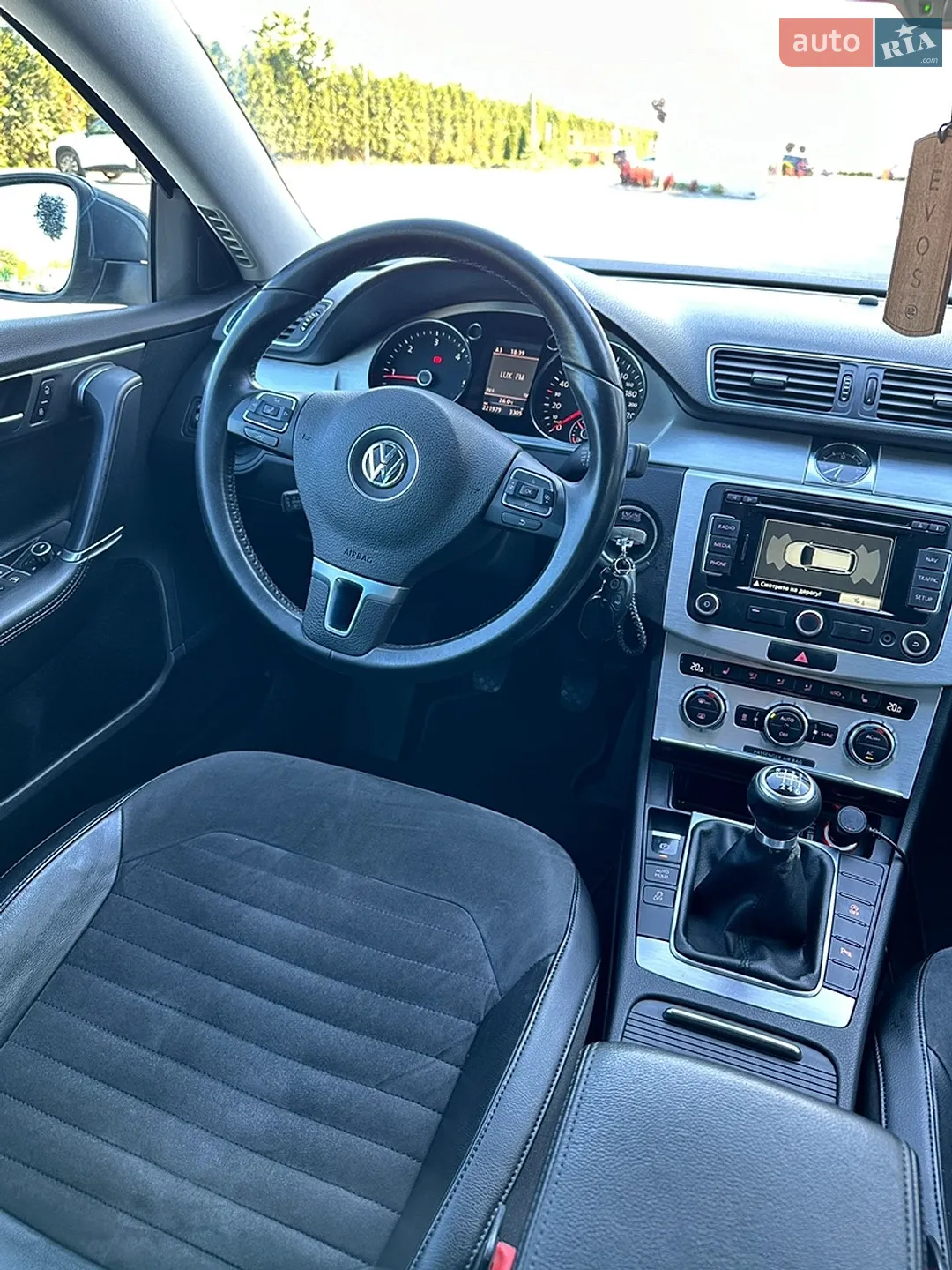 2012 Volkswagen Passat - мініатюра 15