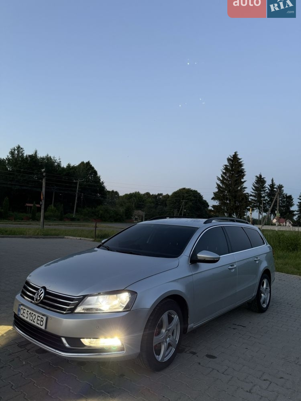 2010 Volkswagen Passat - мініатюра 10