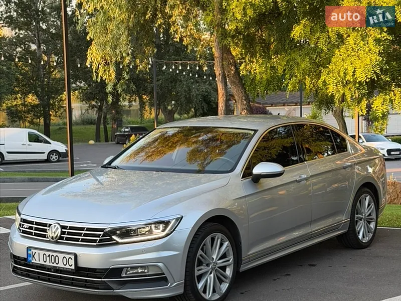 Volkswagen Passat 2018 VIN WVWZZZ3CZJE152620 фото оголошення 32 з 59